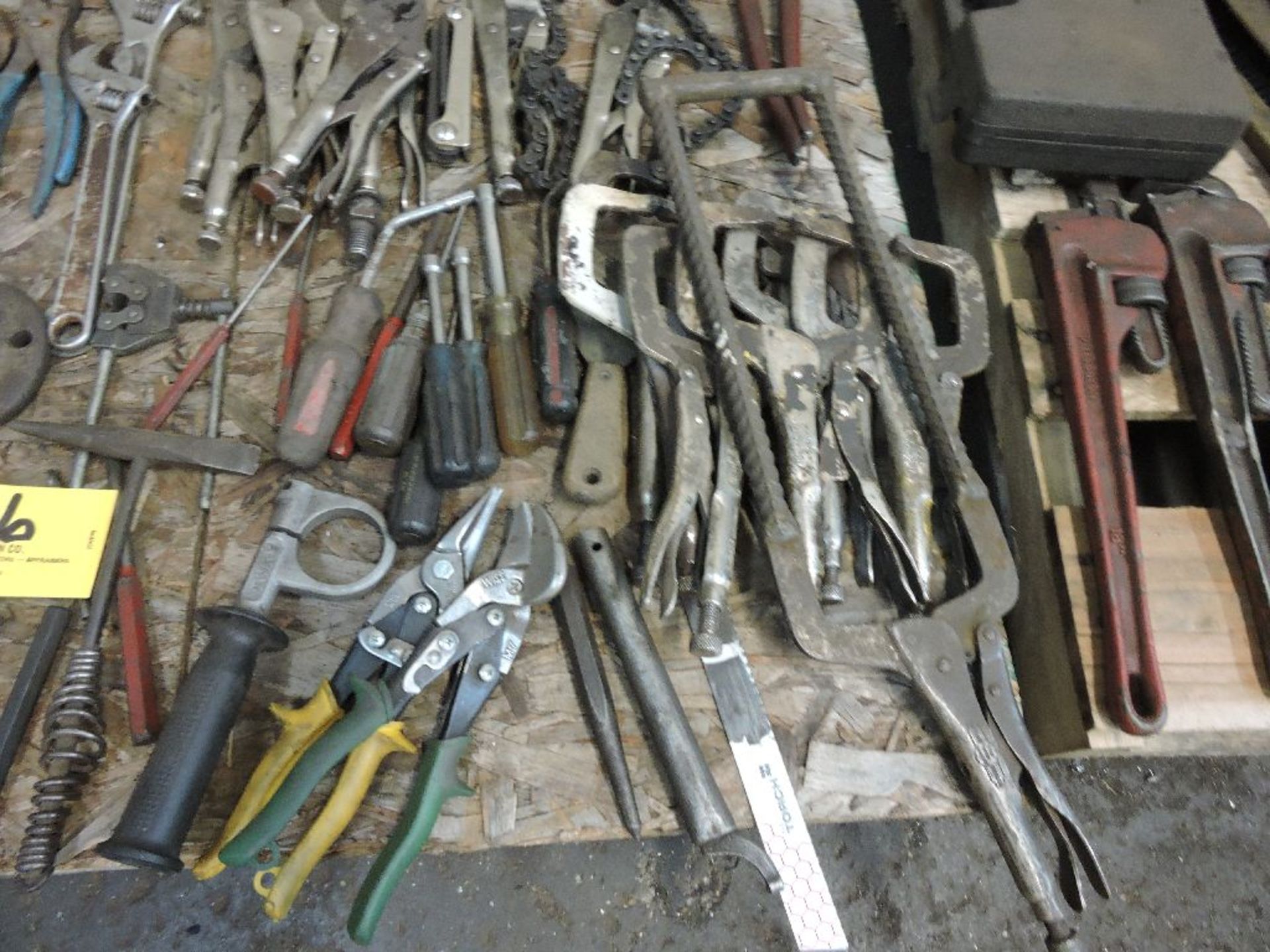 Pallet pliers, vise grips, hack saws, wrenches, drivers. - Image 3 of 4