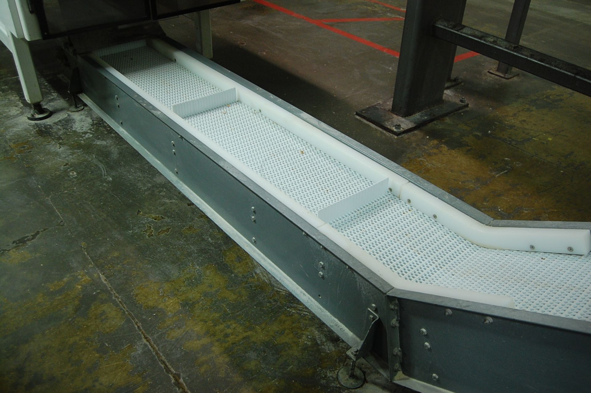 15" W Plastic Link Belt Cleated Incline Conveyor - Image 2 of 2