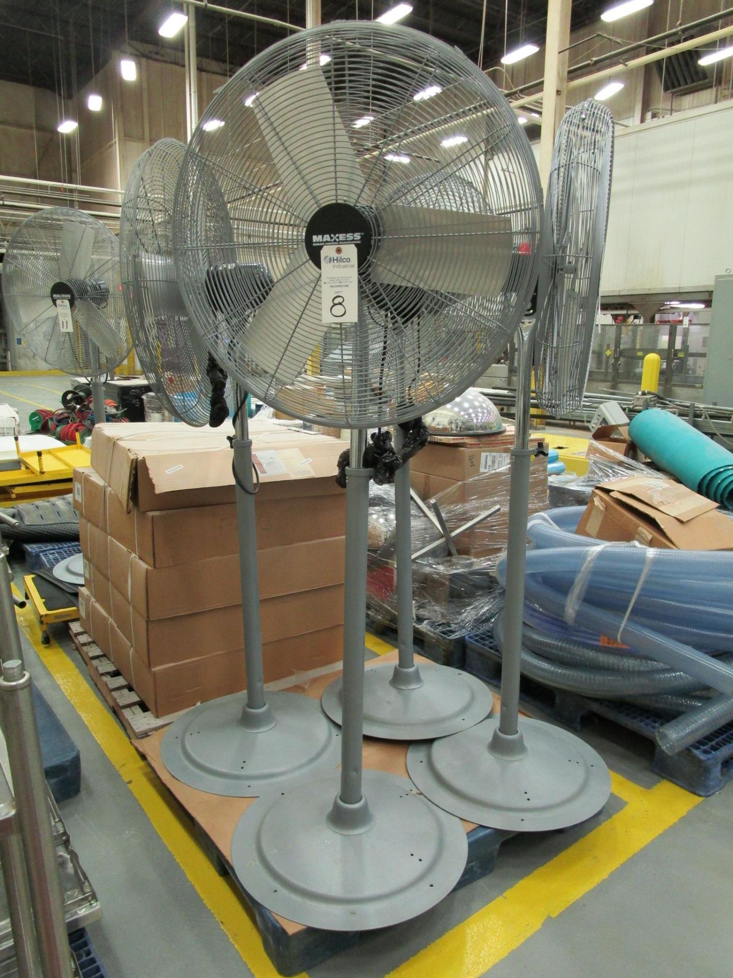 Maxless Climate Control 30" Pedestal Fan