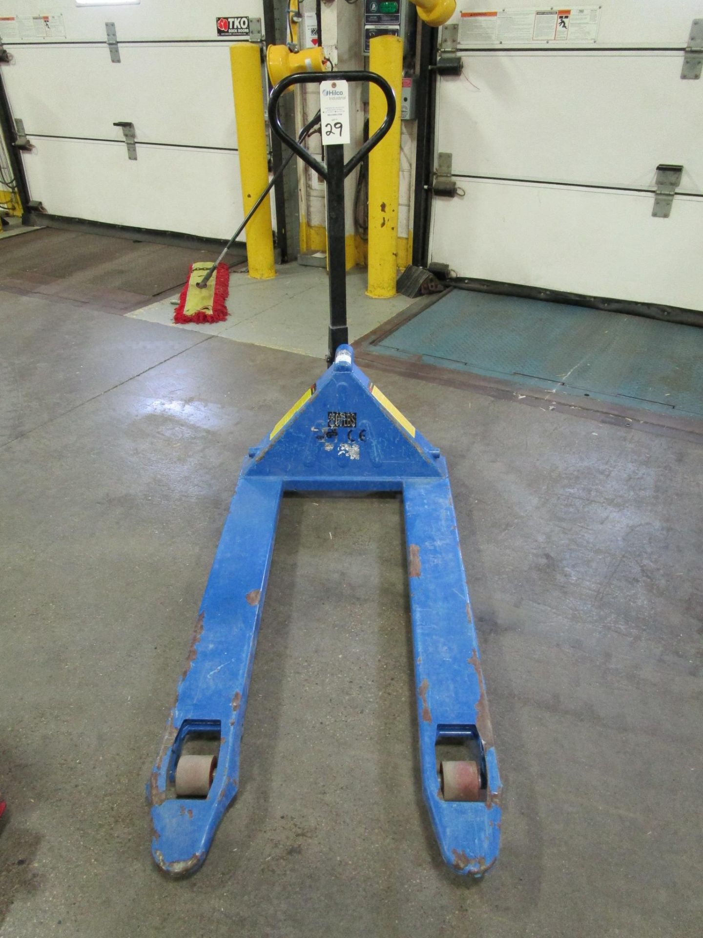 Global 3,800 Lb. Pallet Jack