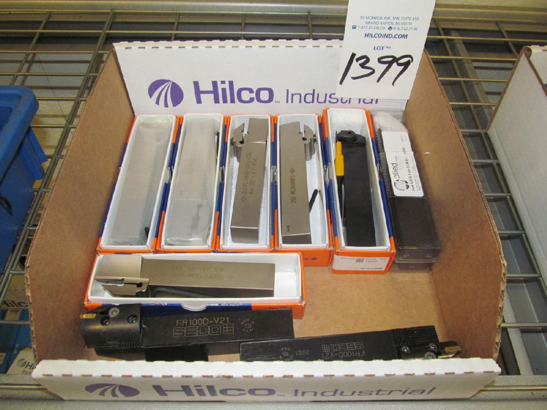 Model Assorted Indexable Turning Tools