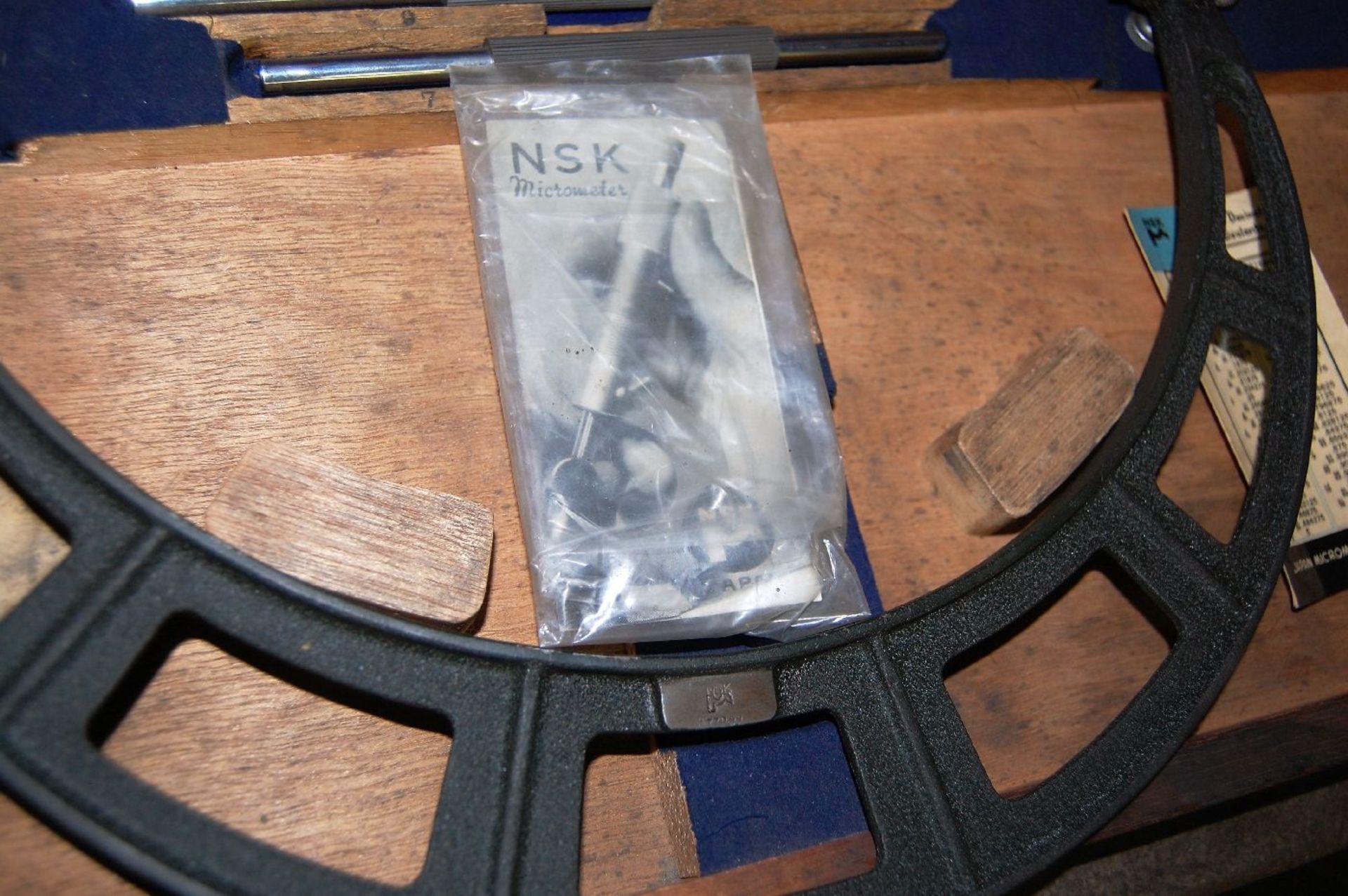 NSK 6" - 12" Micrometer - Image 2 of 4