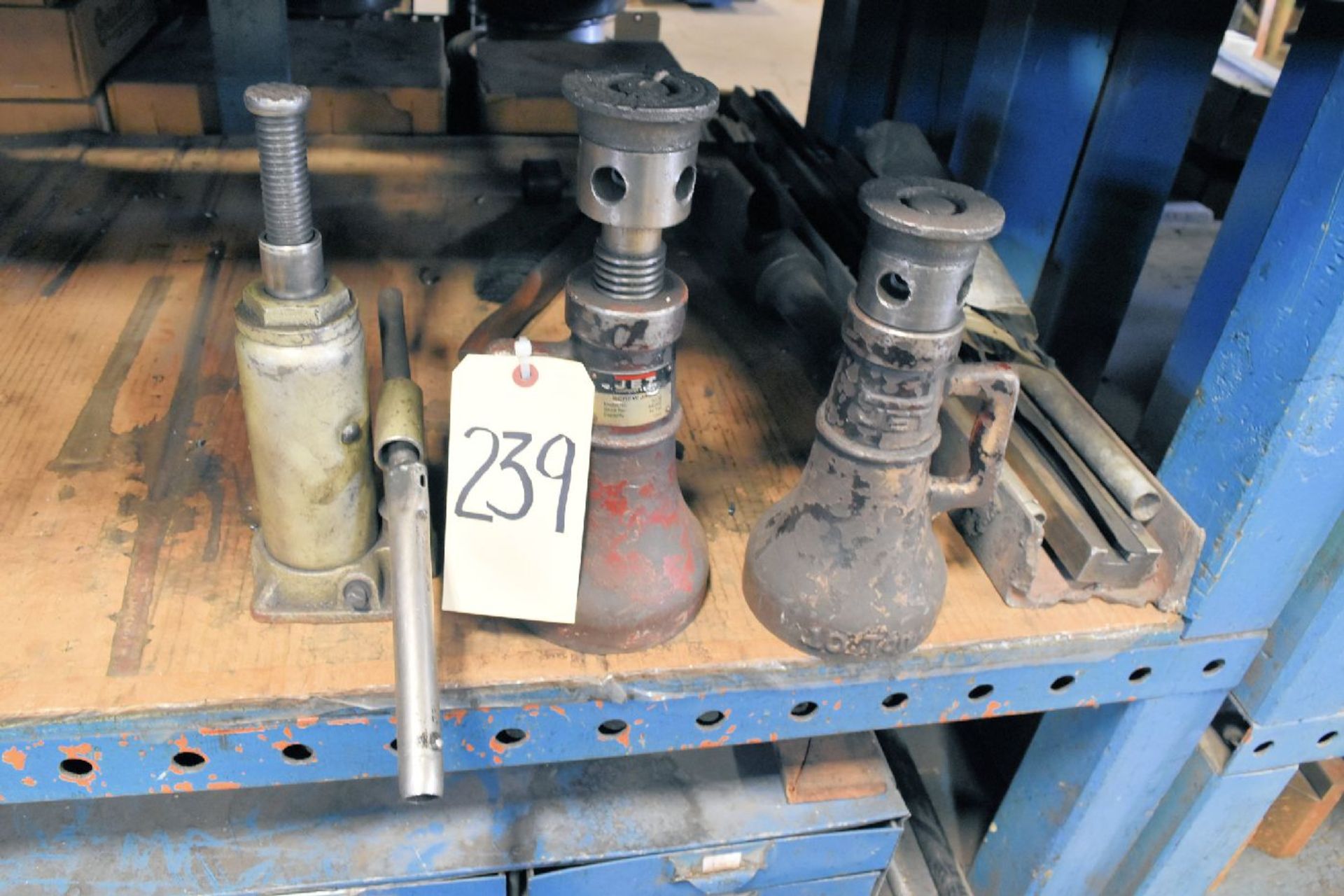 (1) Hydraulic Bottle Jack and (2) Screw Jacks