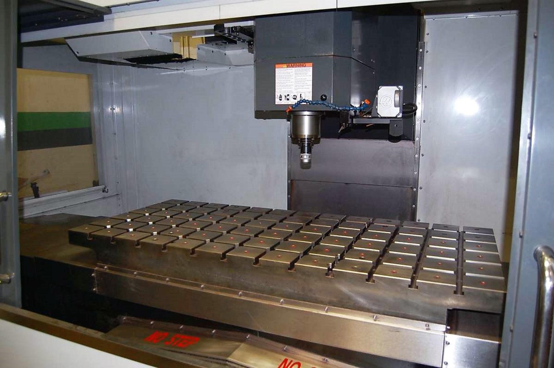 Haas Model VM-6 3-Axis Mold Maker CNC Vertical Machining Center - Image 16 of 17