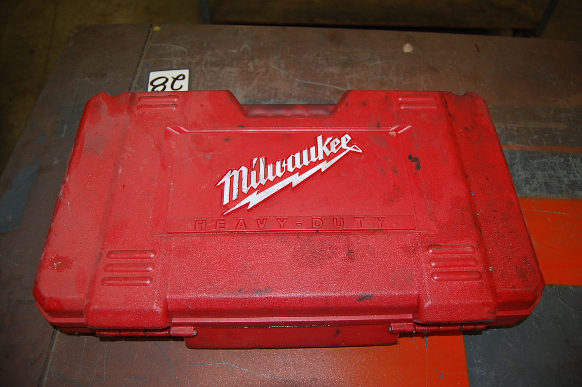 Milwaukee 3/8" Cordless Square Impact Wrench - Image 5 of 5