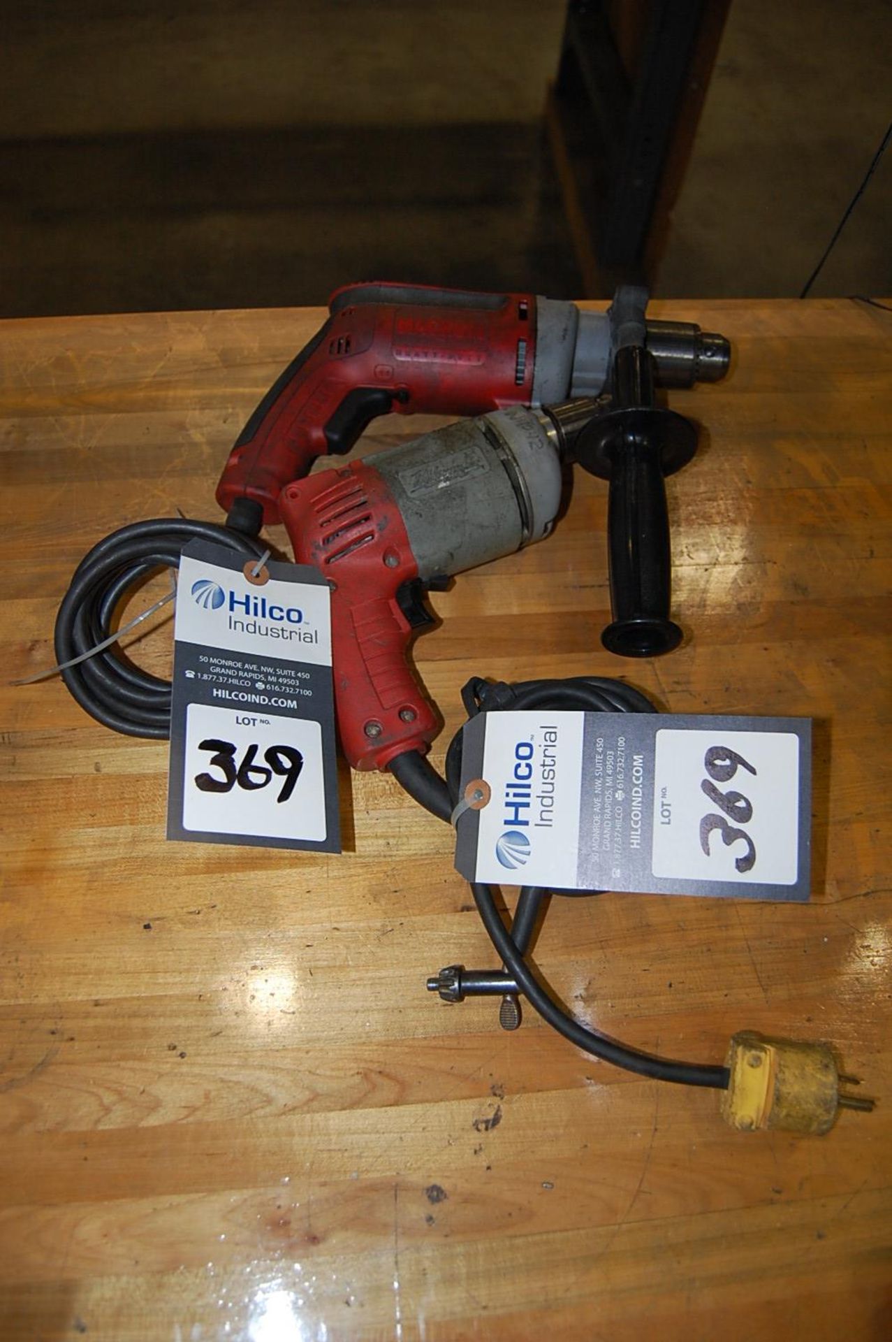 Lot of (2) Electric Drill