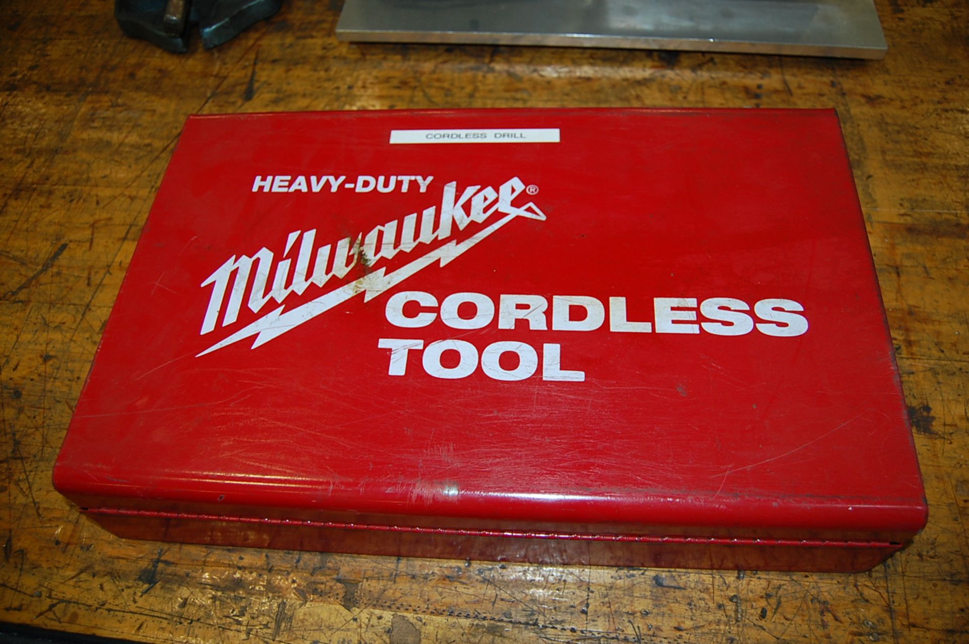 Milwaukee Cat # 0396-1 Cordless 3/8" Driver Drill - Image 4 of 4