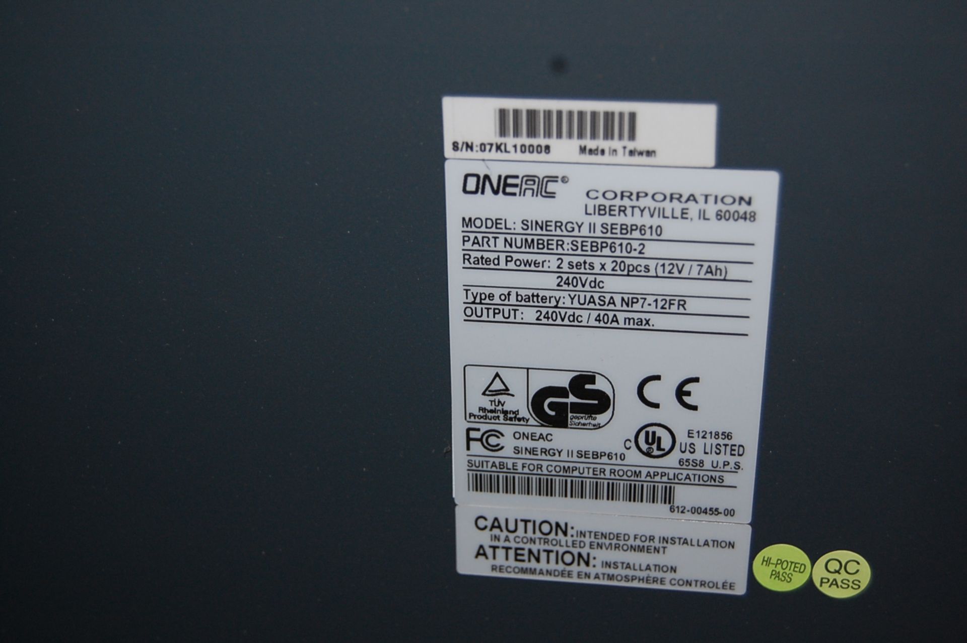 Model OneAC Uninterruptible Power Supply - Image 11 of 14