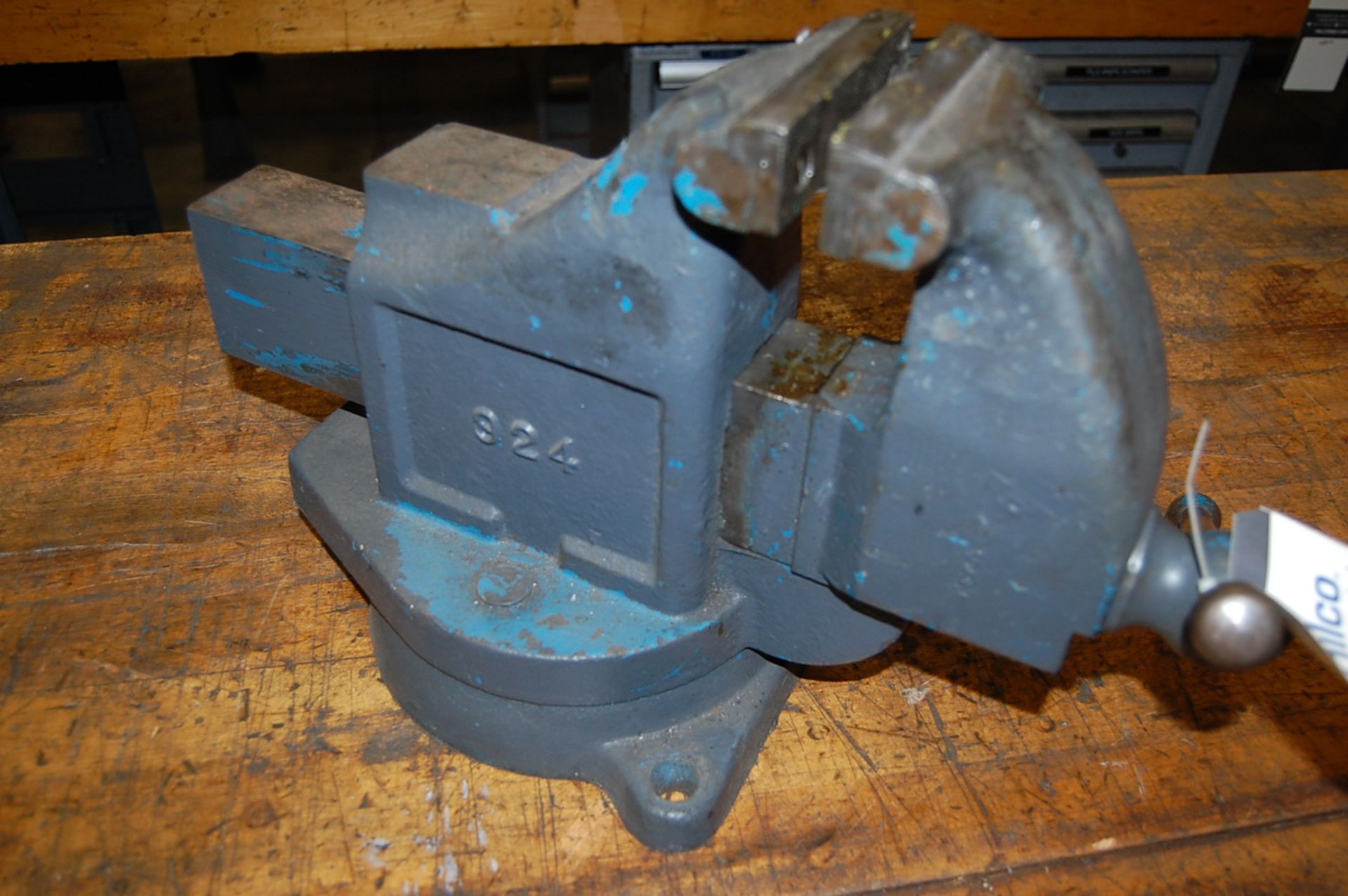 Starrett Model S24 4" Benchtop Vise - Image 3 of 3