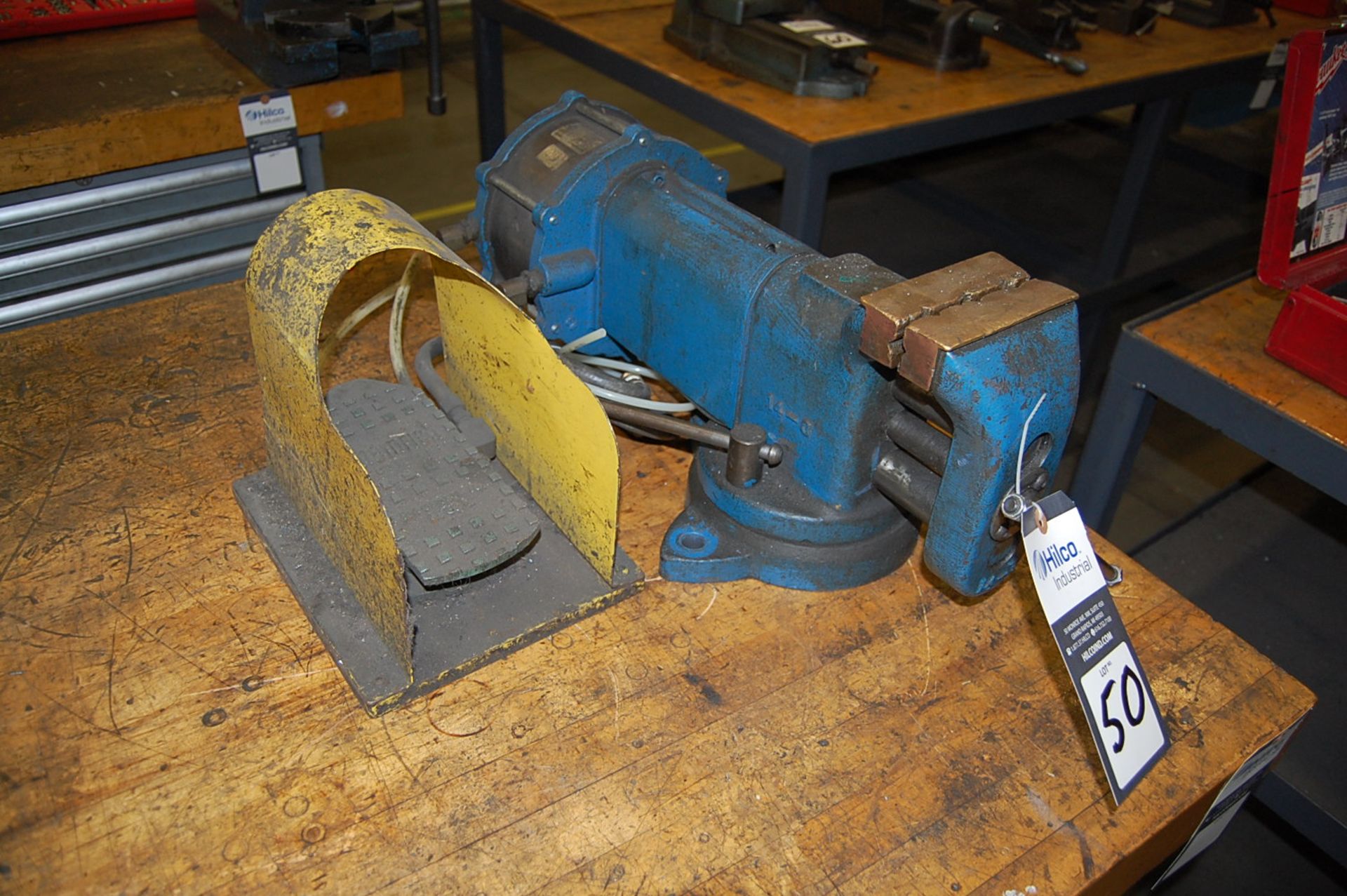 Heinrich 4-3/4" Air Operated Production Bench Vise