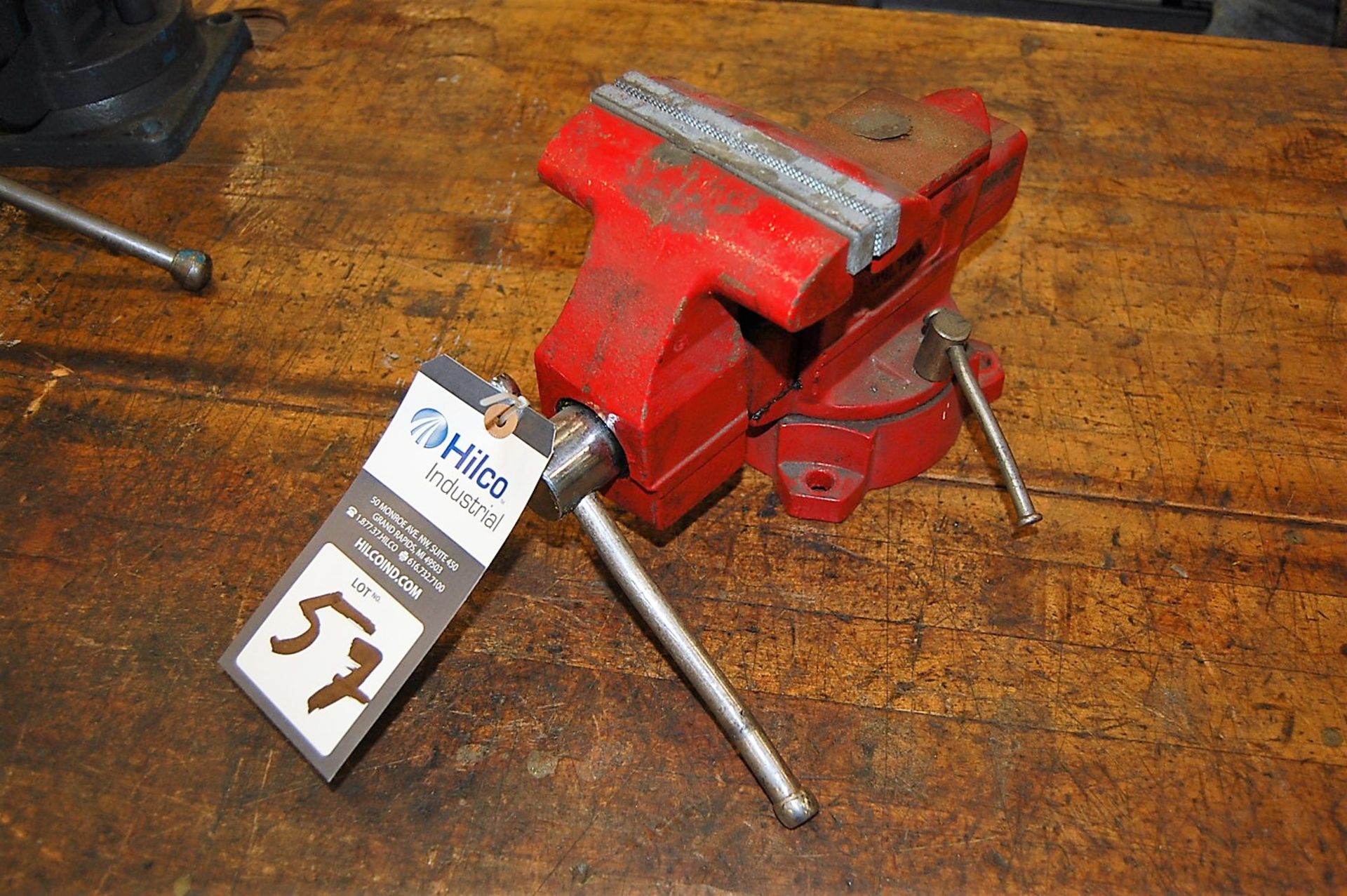 Wilton Model 675 5-1/2" Benchtop Vise