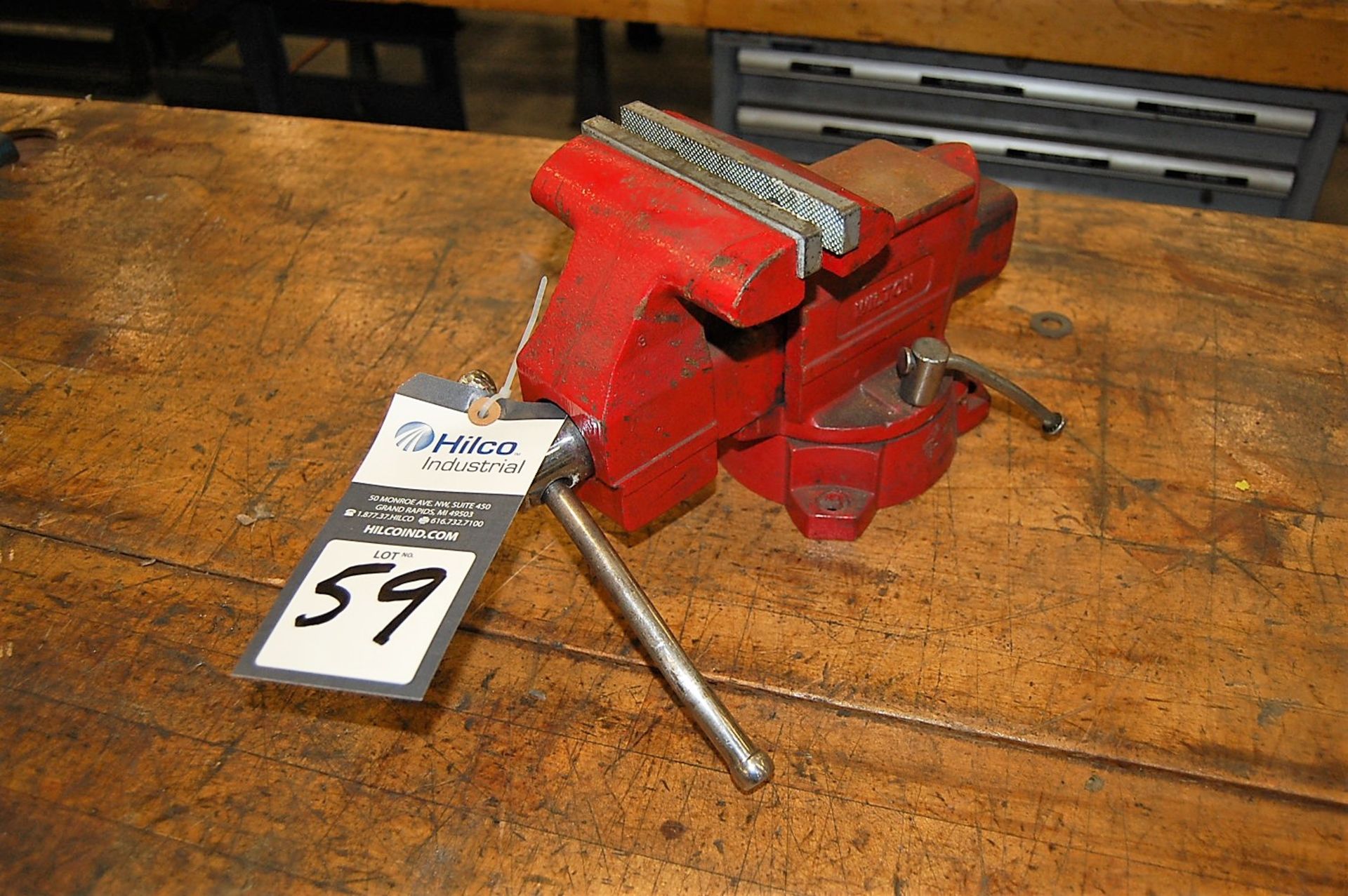 Wilton Model 675 5-1/2" Benchtop Vise