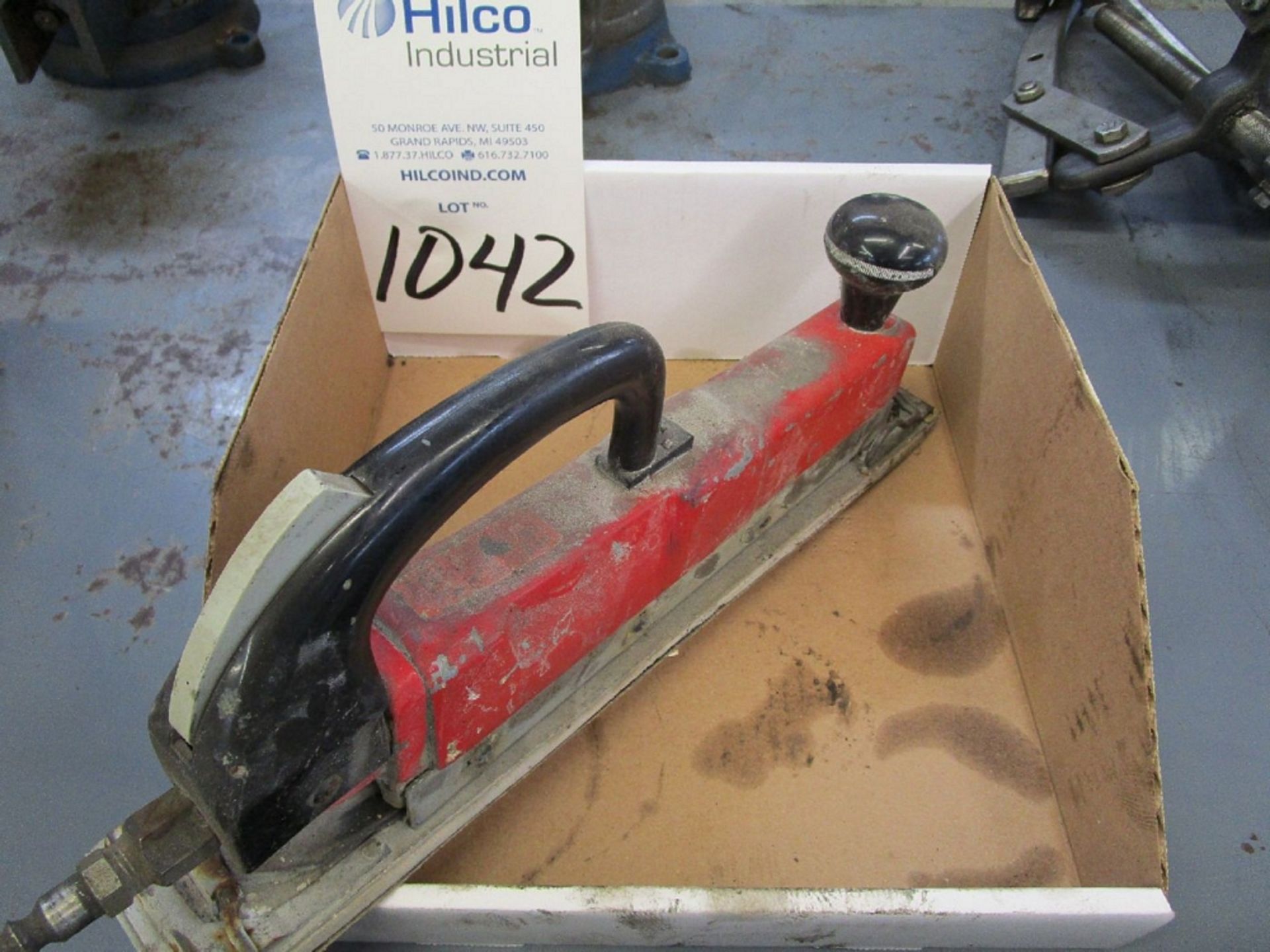 2 1/2 x 16 in. Pneumatic Sander