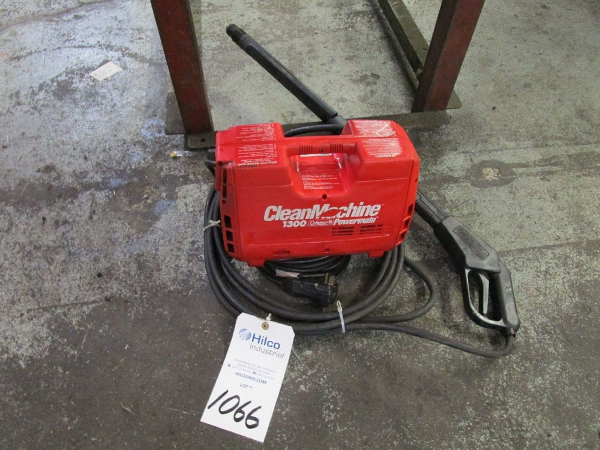 Coleman Model 701300 1300 psi Power Washer