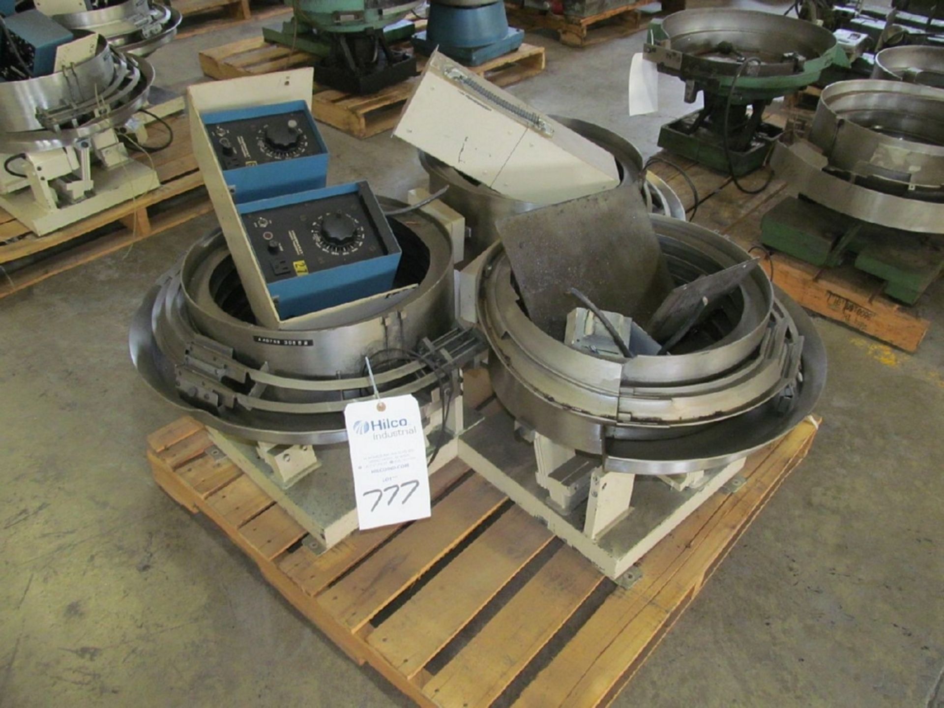 18" Vibratory Bowl Feeders