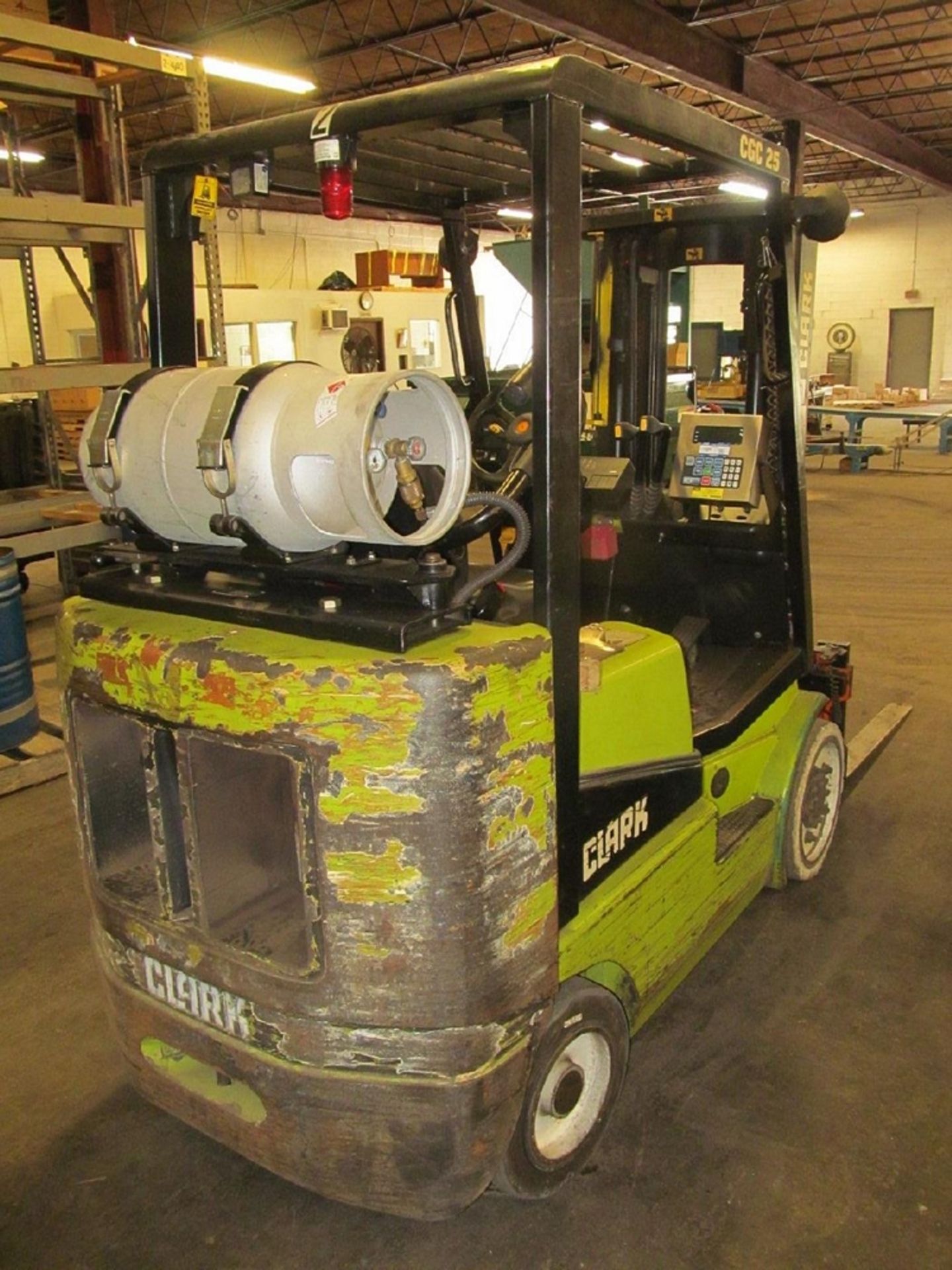 Clark Model CGC25 5000 lb. Lift Truck - Image 2 of 2