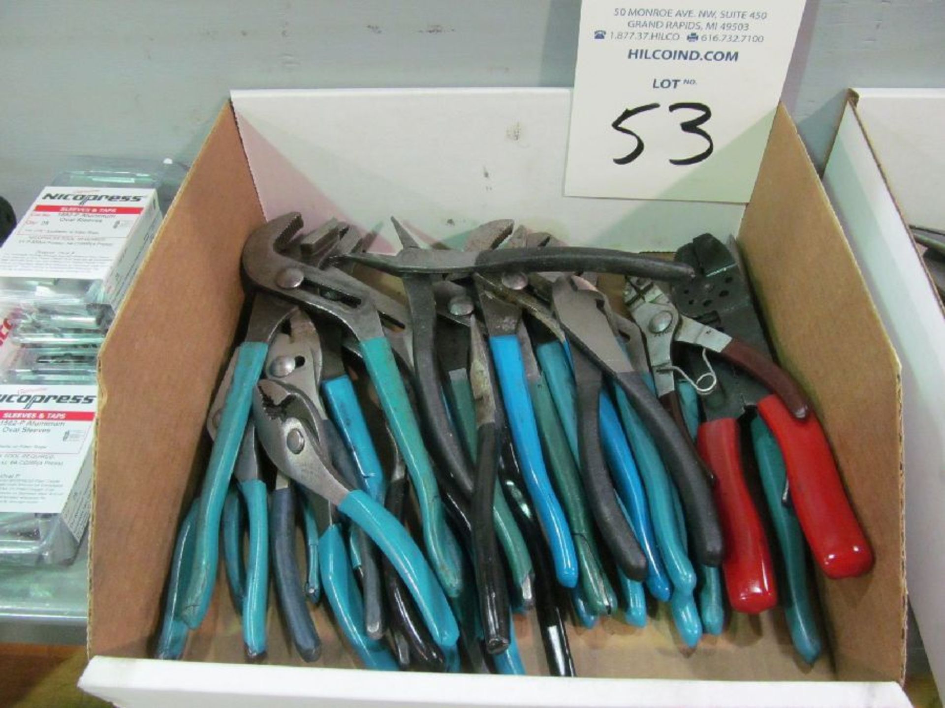 Pliers