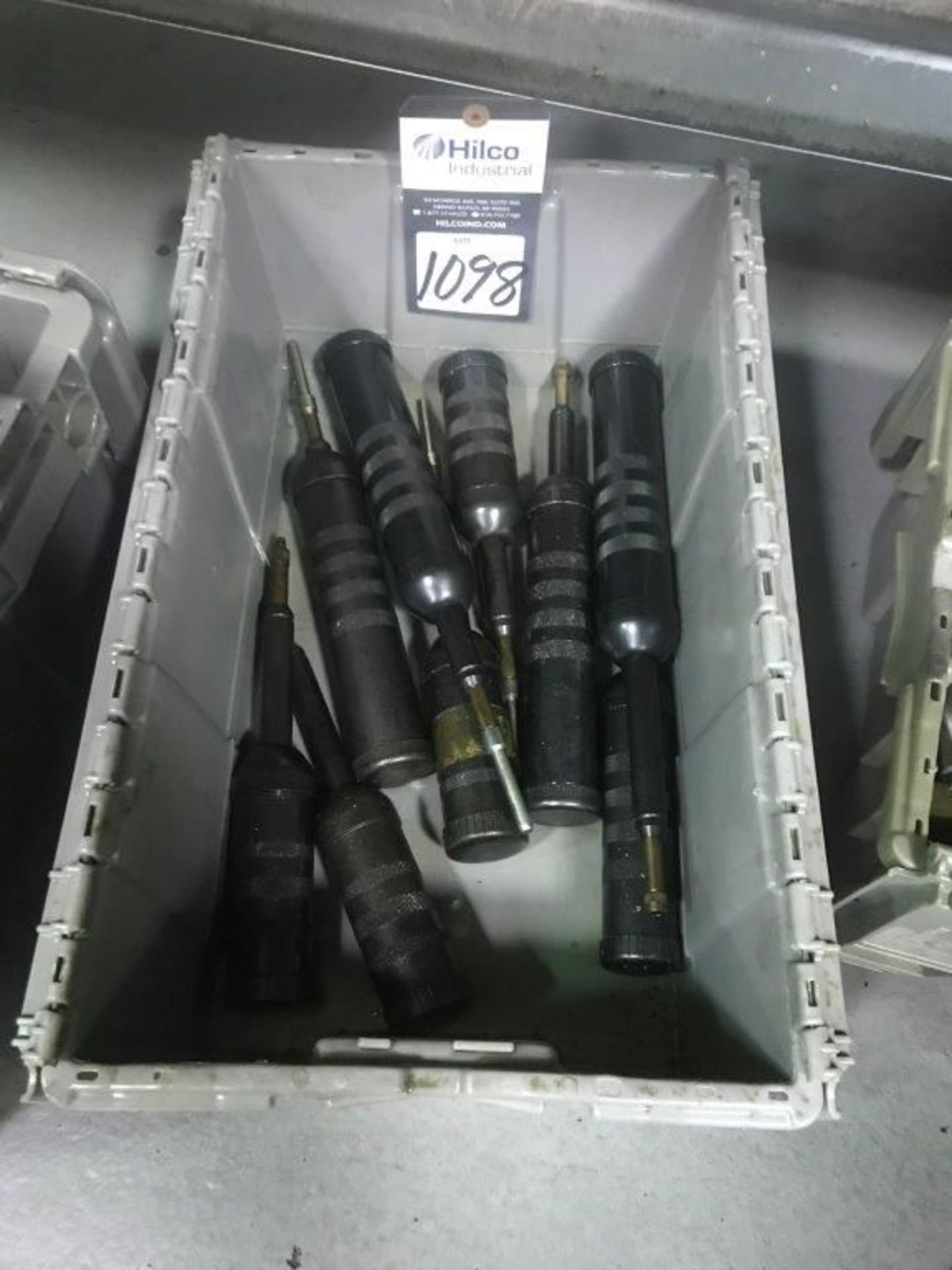 Assorted Oil Gun Hand Tools