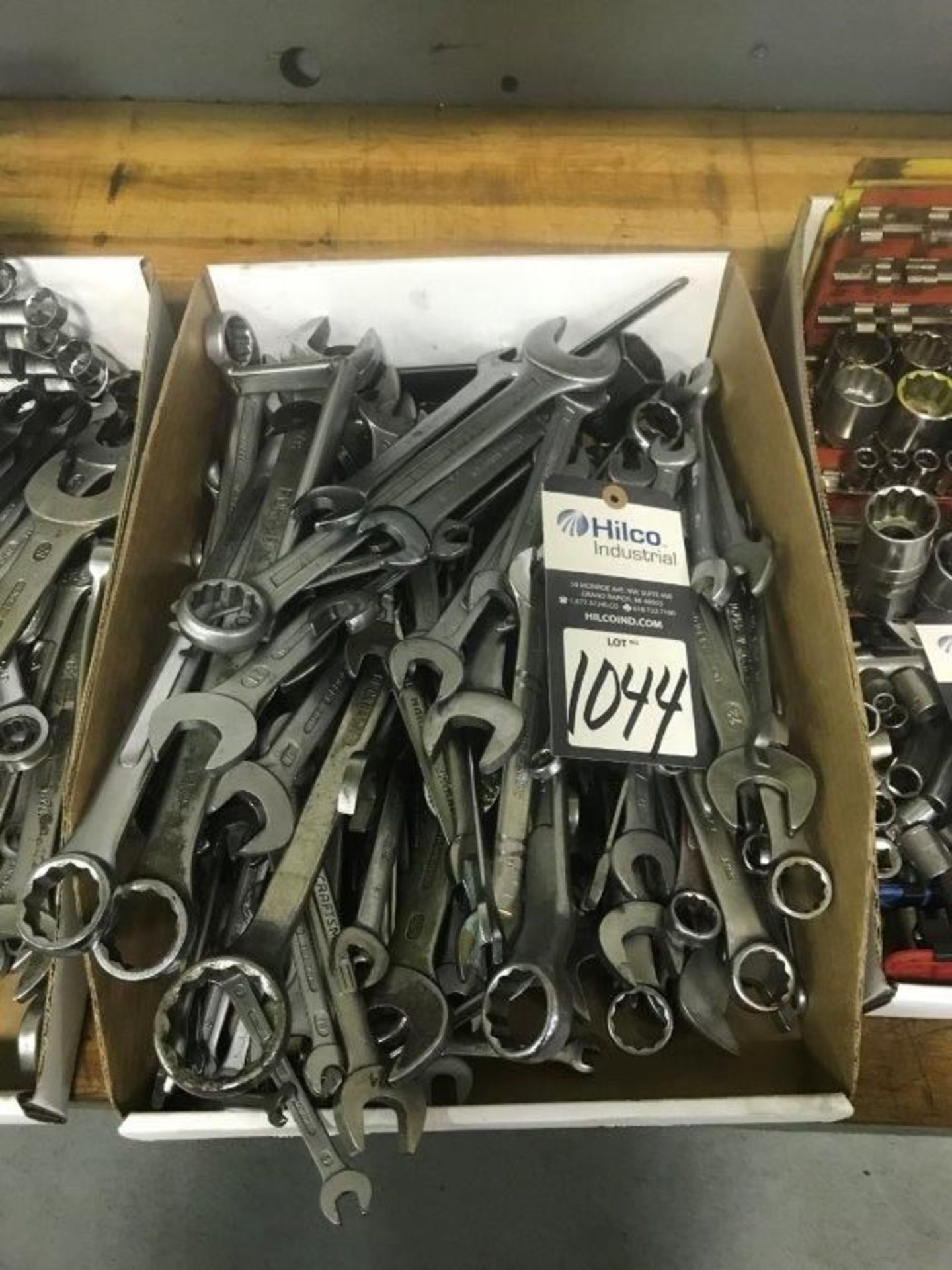 Assorted Combination Wrench Hand Tools