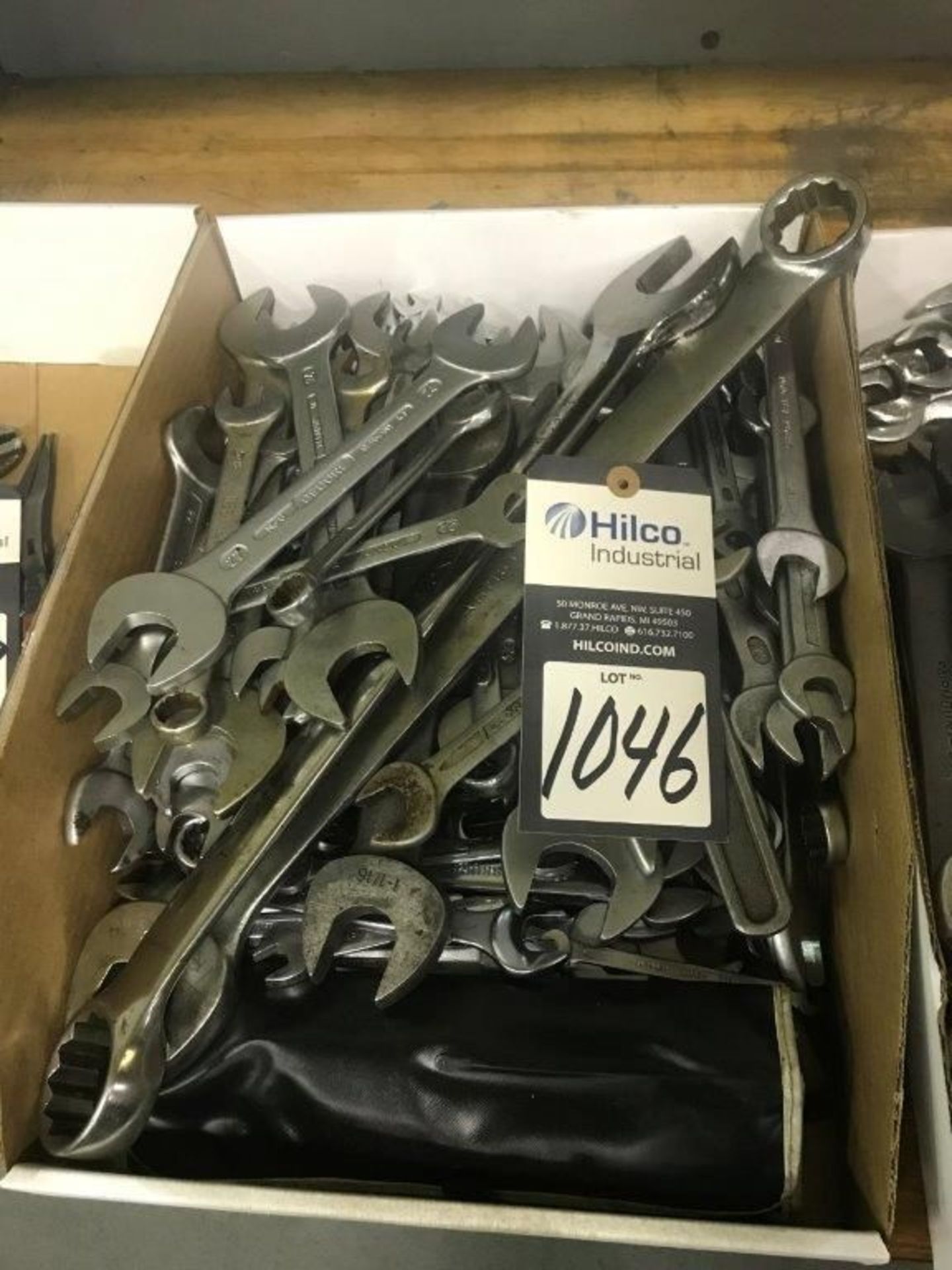 Assorted Combination Wrench Hand Tools