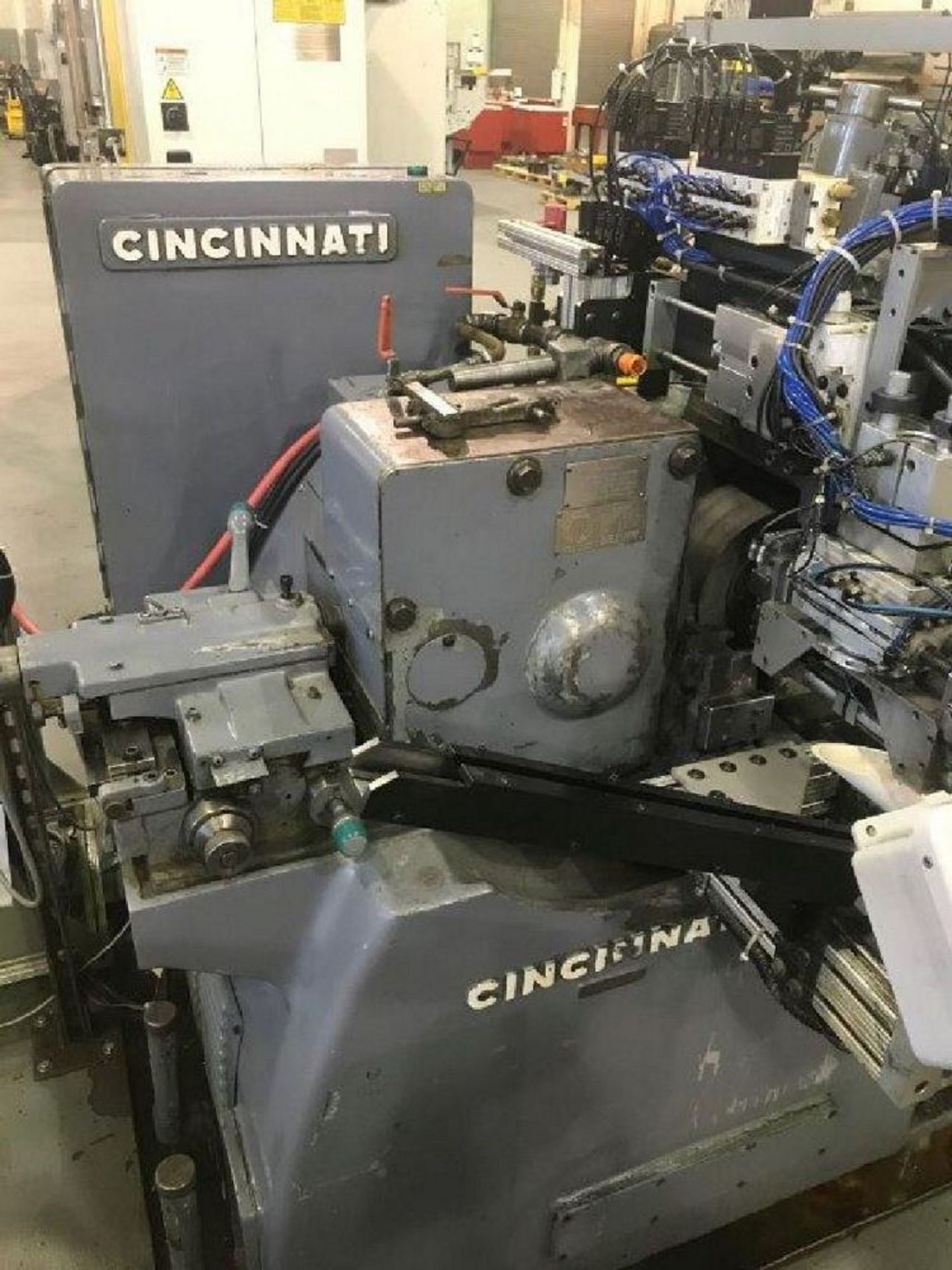 Cincinnati Model #1 Centerless Grinder - Image 2 of 3