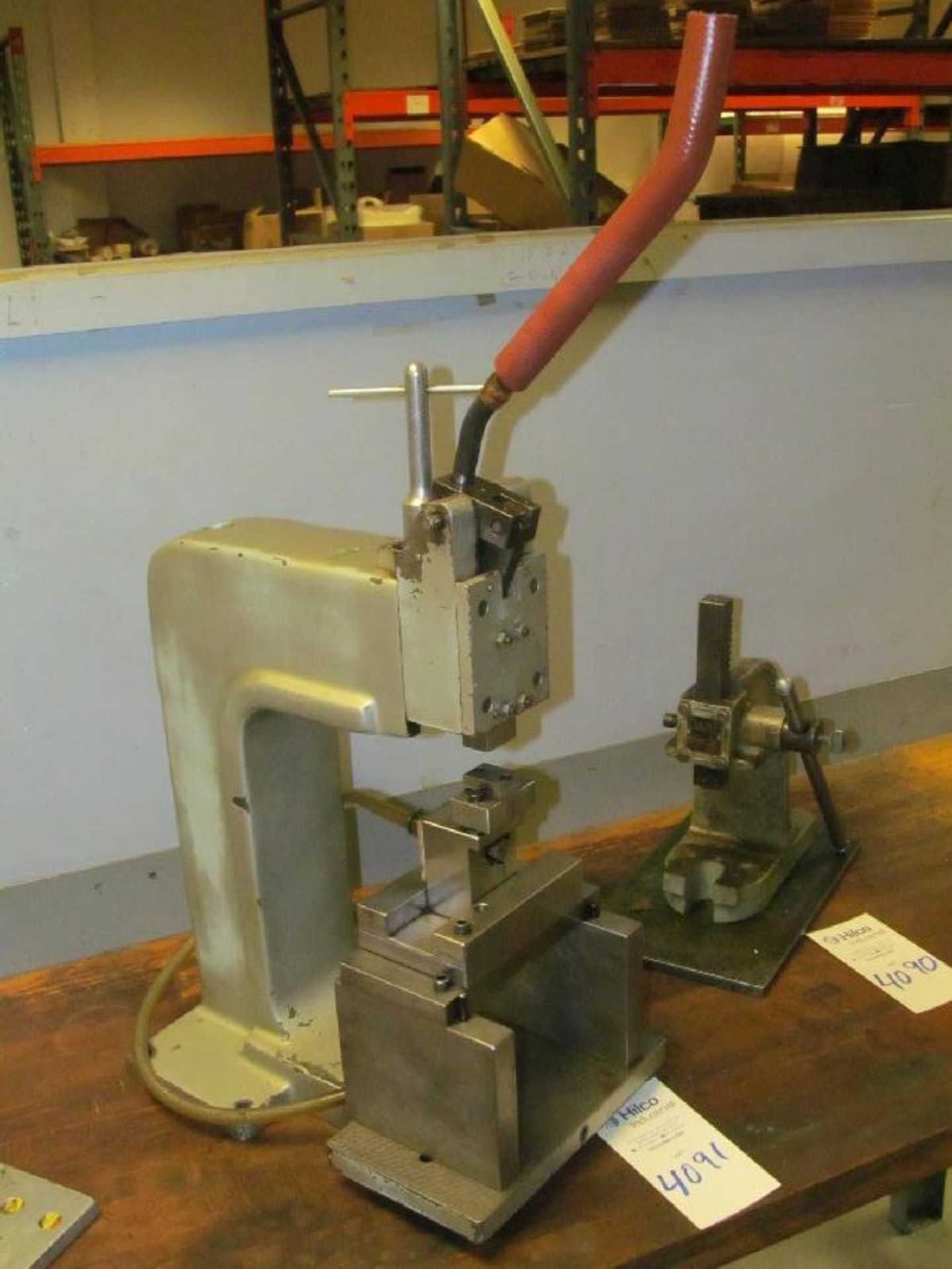 Exacta Toggle Press