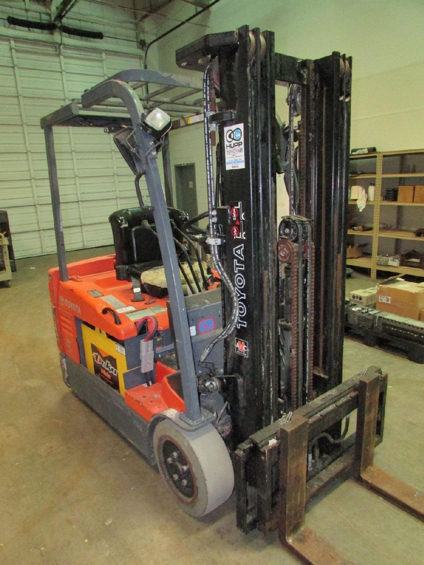 Toyota Model 7FBEU20 3-Wheel 3550 Lb. Electric Forklift Truck - Image 7 of 11