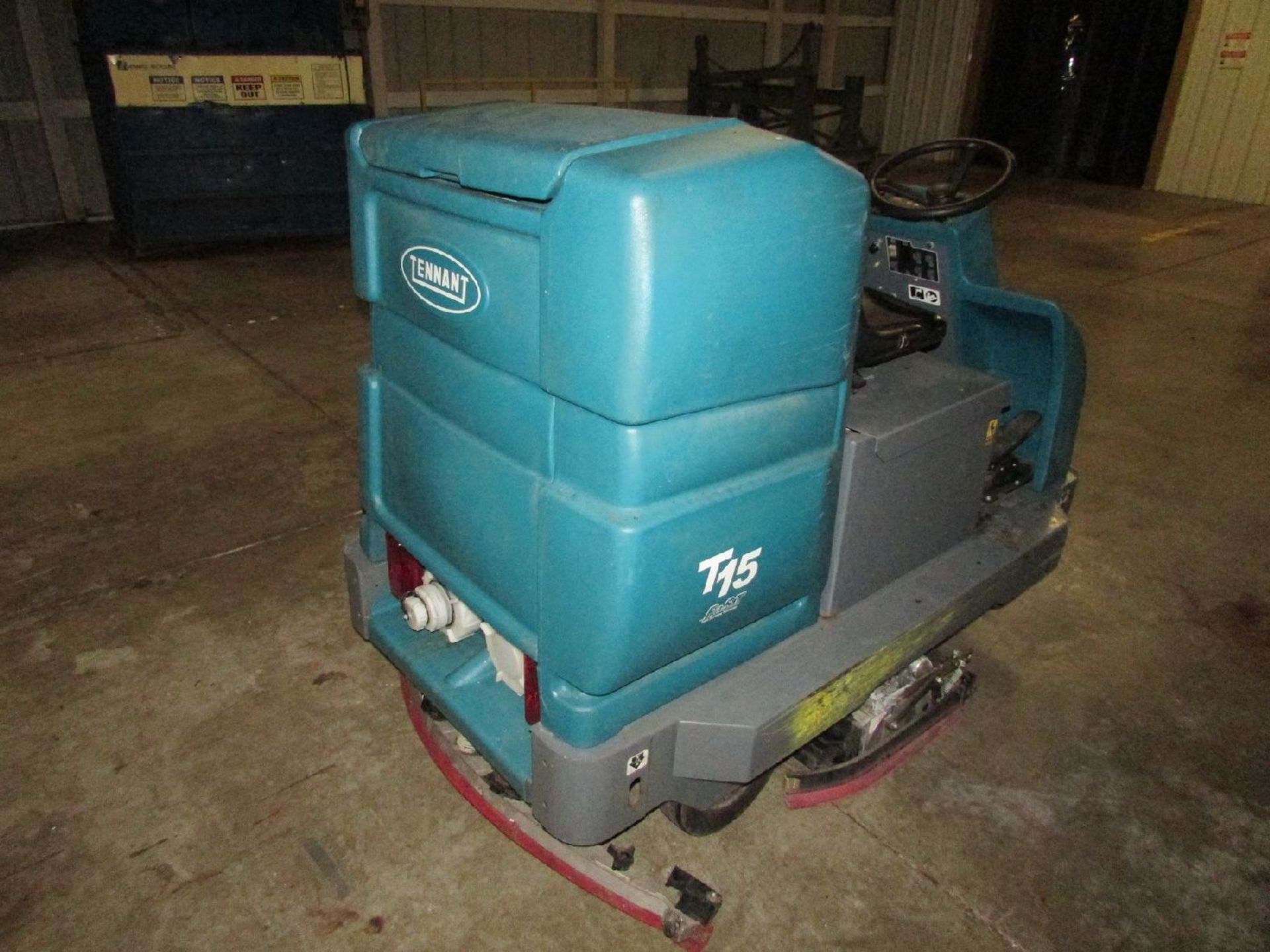Tennant Model T-15 Electric Floor Scrubber - Image 5 of 14