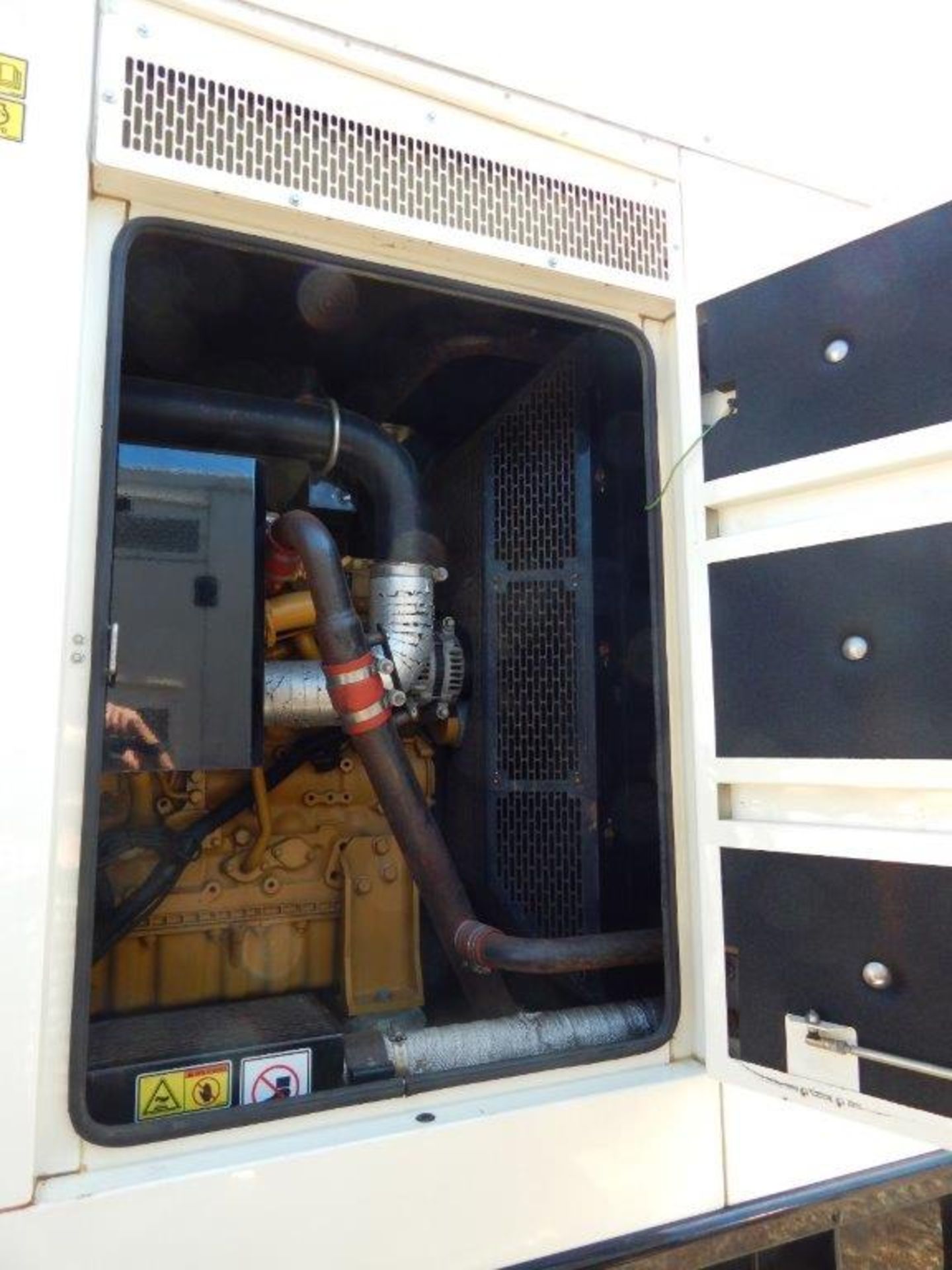 Caterpillar Model XQ200-2 Tier 4 Final Rental Grade 182 kW Portable Diesel Generator - Image 11 of 13