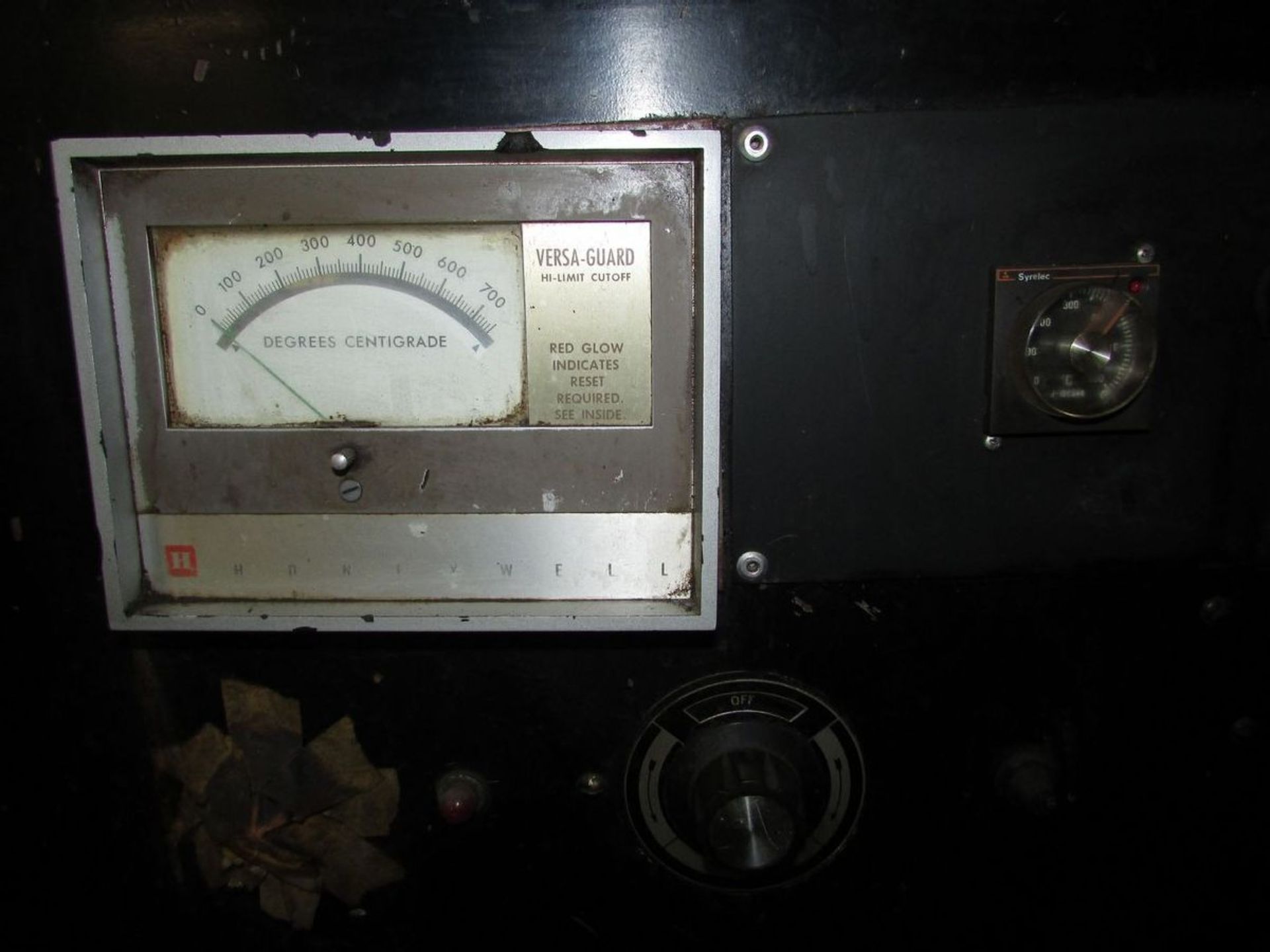 Blue M Model CW-5512G-1X Electric Furnace - Image 3 of 8