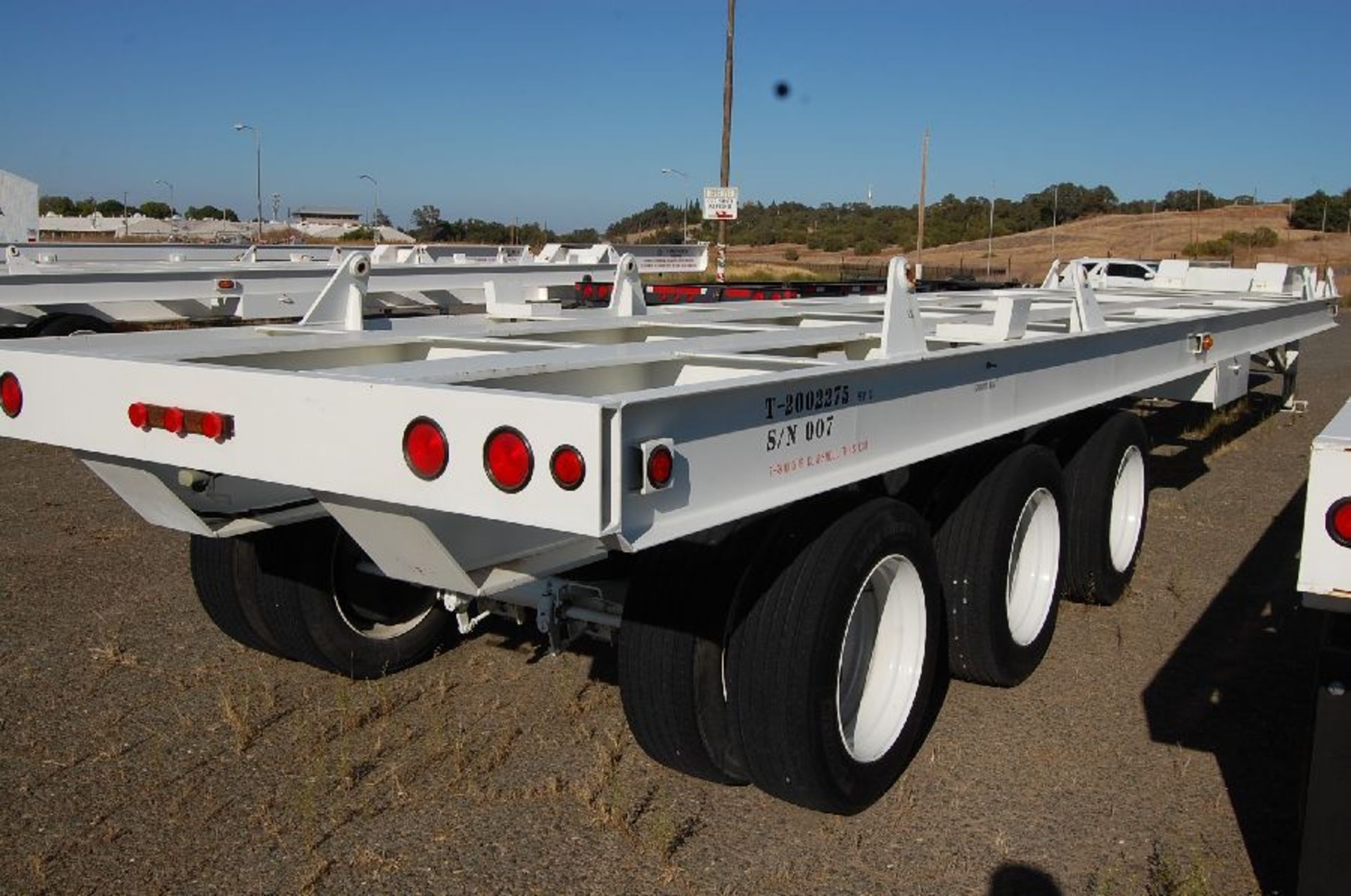 Model Atlas ST-3 132,000 Lb Capacity Case Transport Trailer - Image 3 of 6