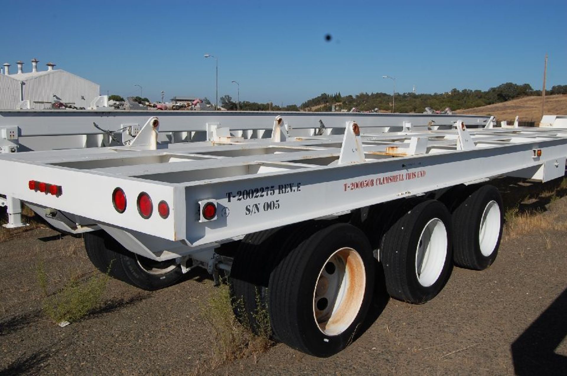 Model Atlas ST-3 132,000 Lb Capacity Case Transport Trailer - Image 2 of 6