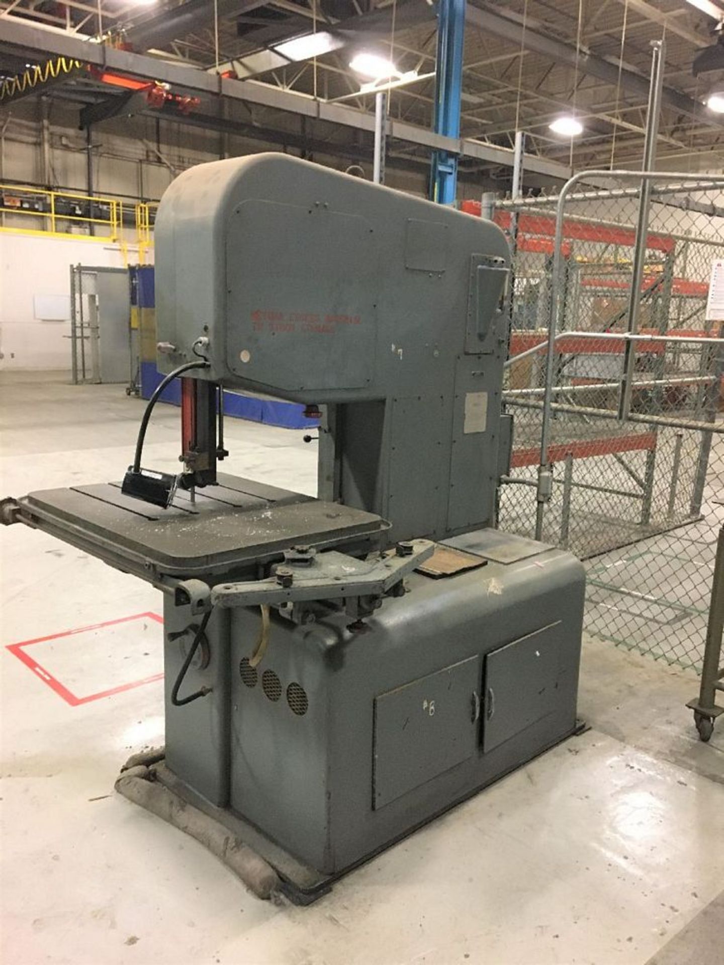 DoAll Model 26-3 26" Throat Vertical Band Saw - Image 2 of 3