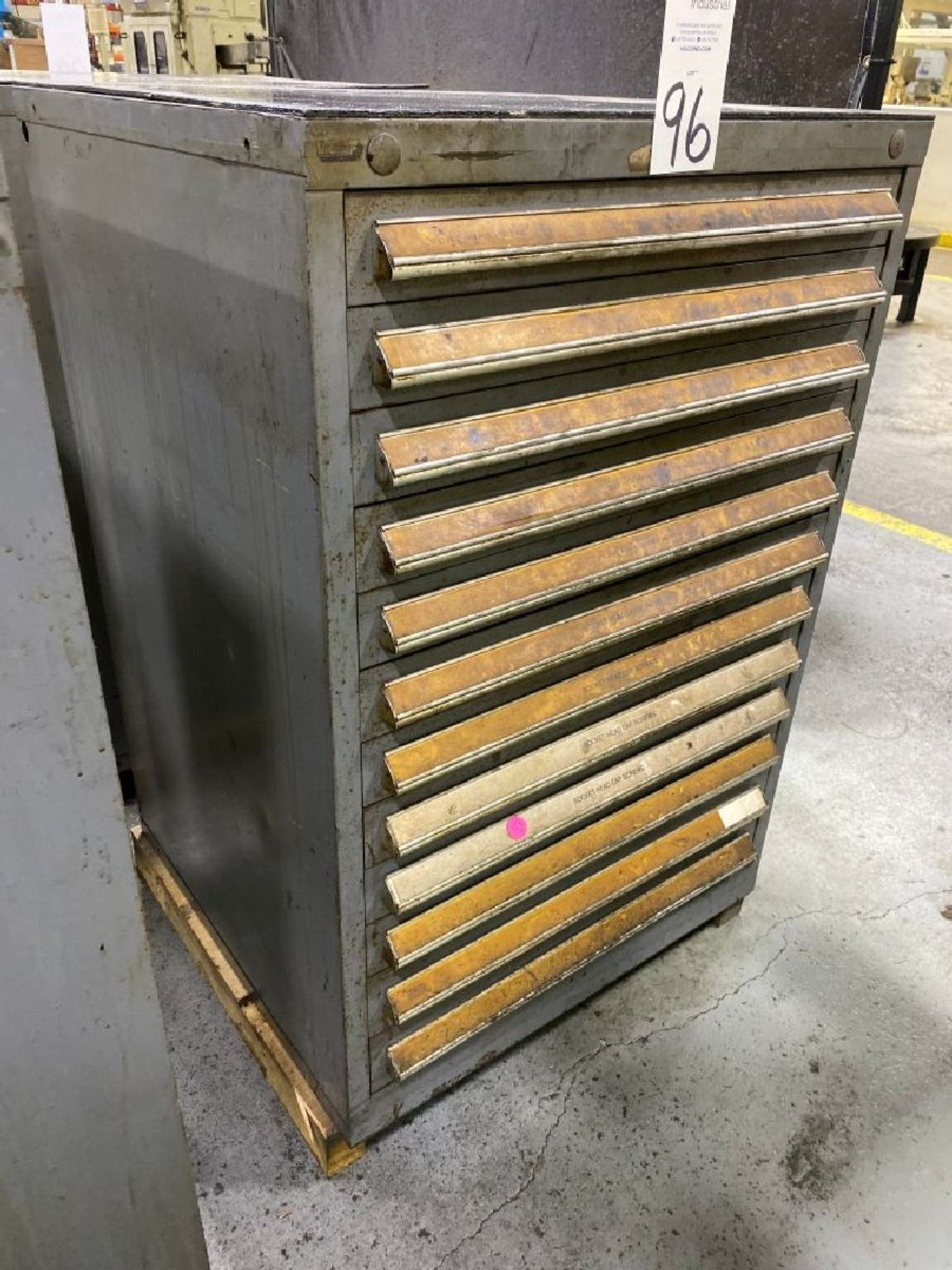 Vidmar 44"" Ball Bearing Tool Cabinet