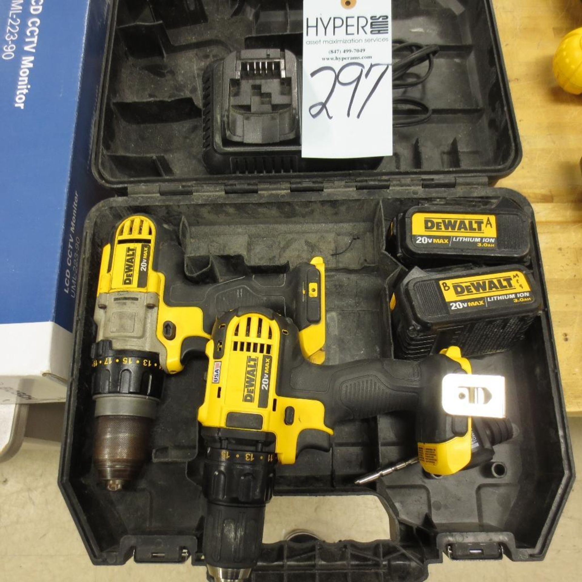 (2) Dewalt 20V Drills