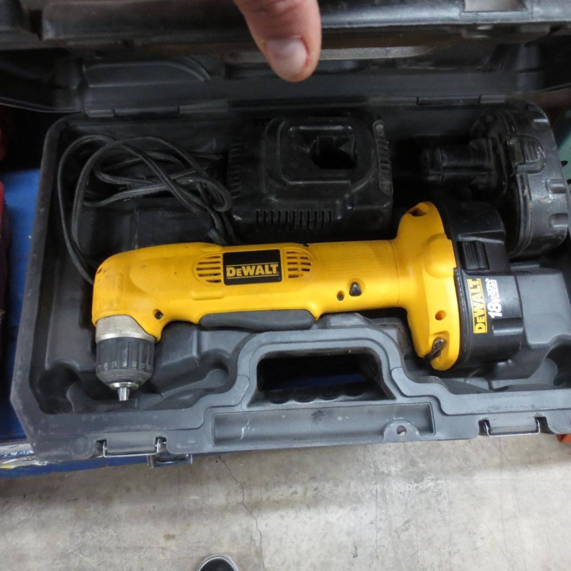 (4) Dewalt Battery Drills