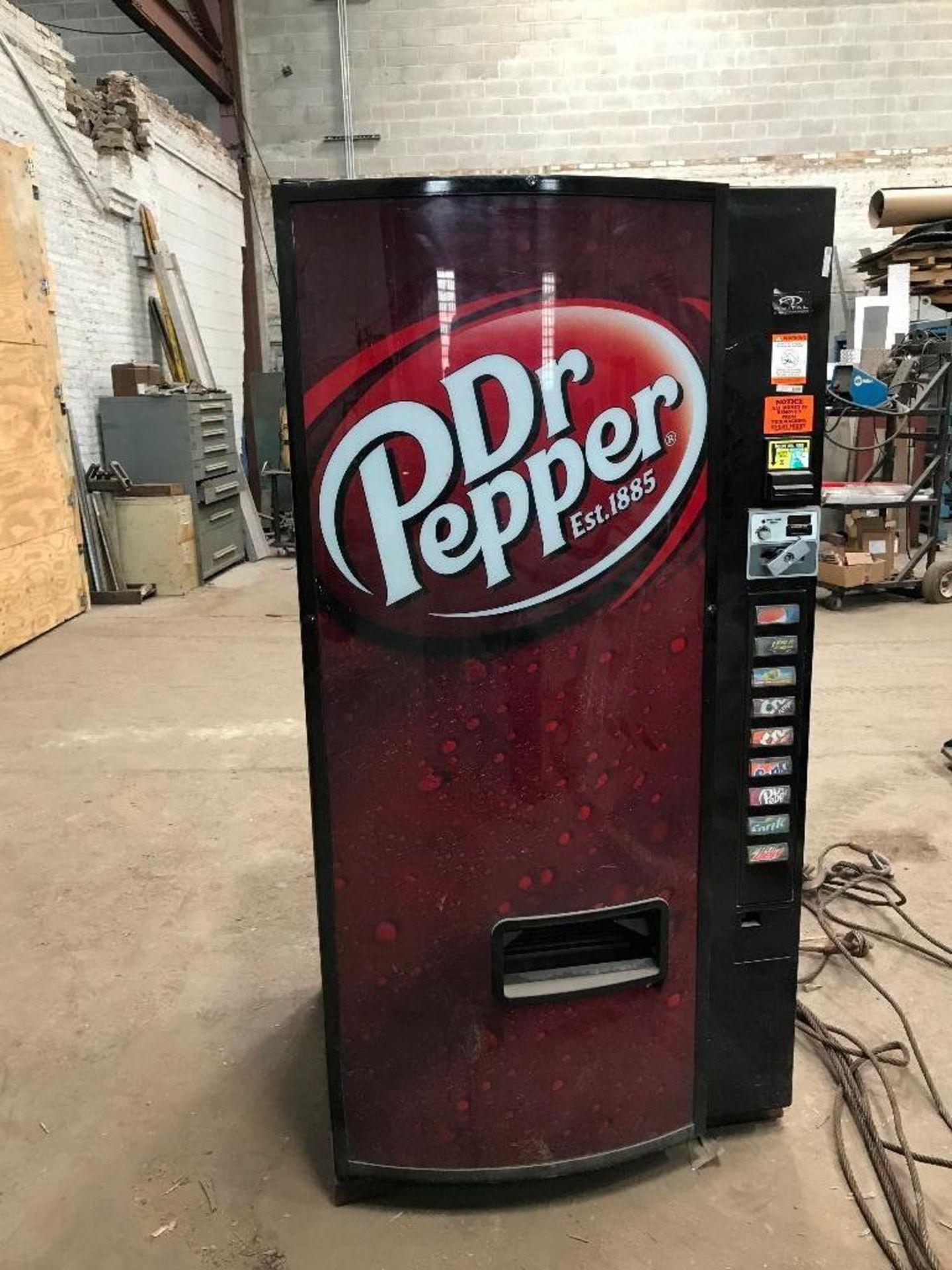 Dr Pepper Pop Machine