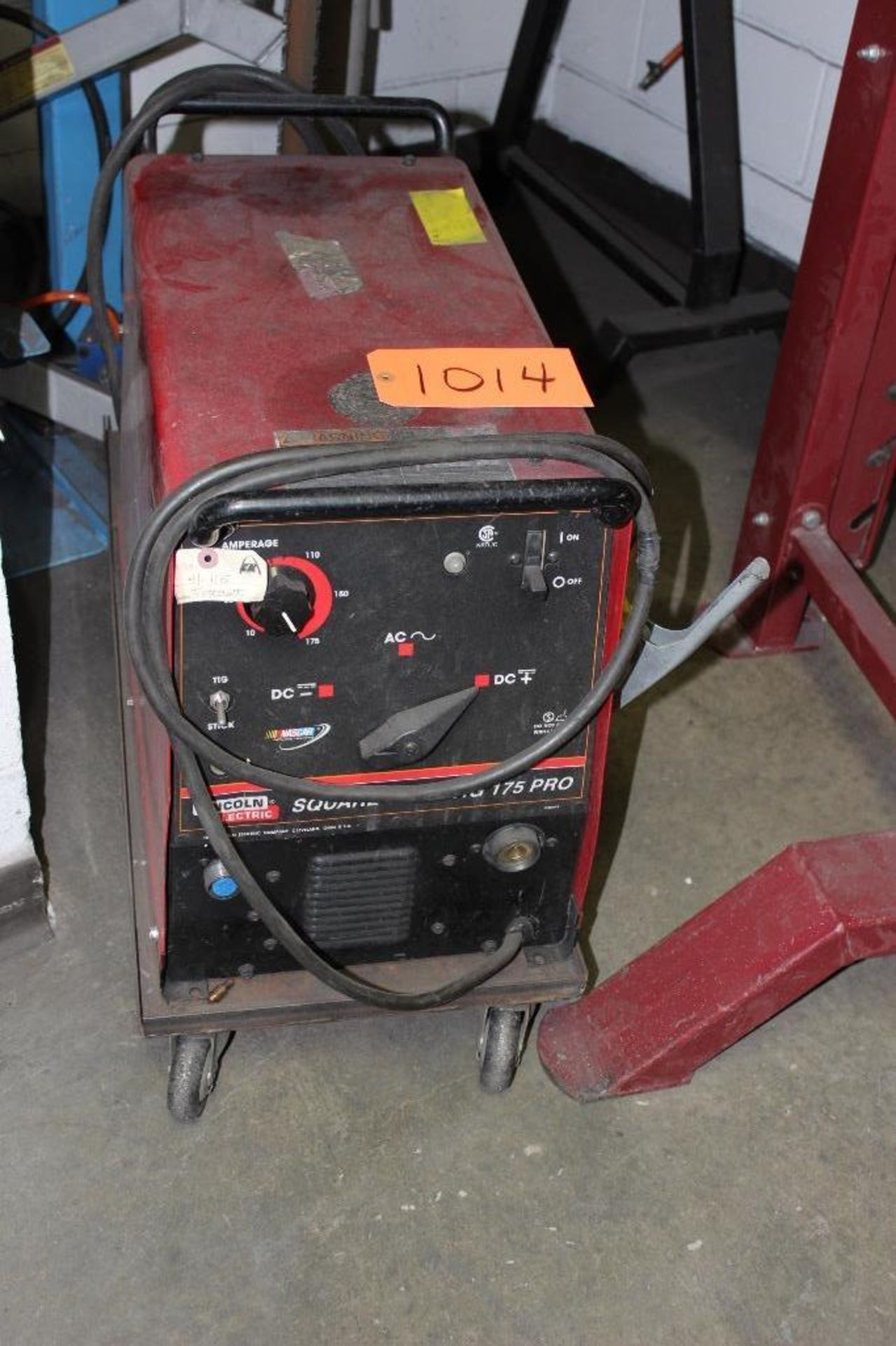 Lincoln welder Square wave tig 175 Pro w/steel handling stands