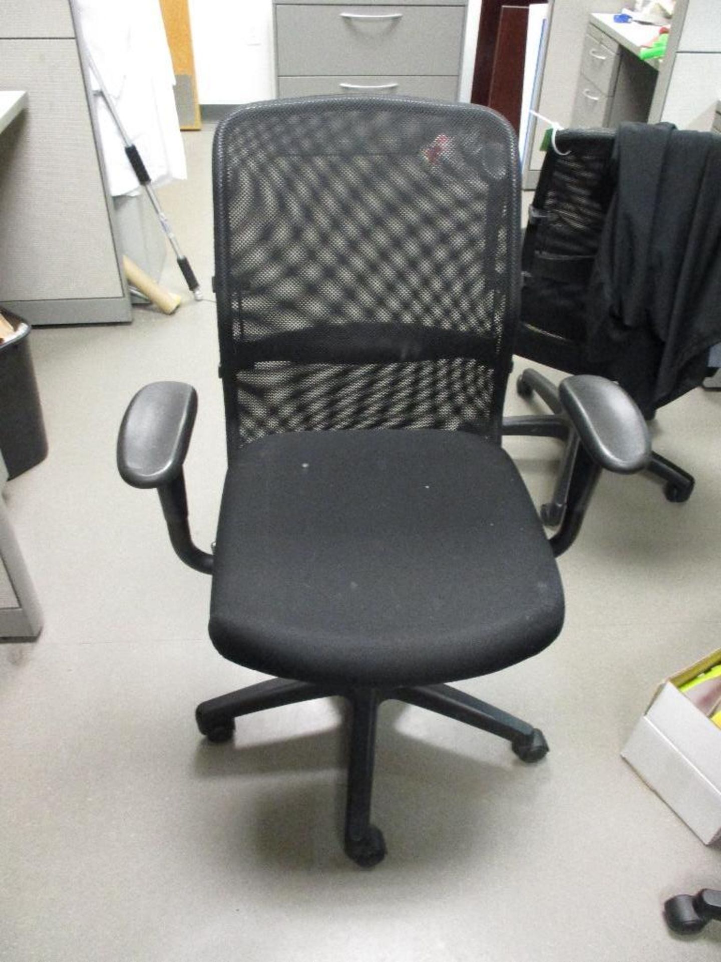7 office rolling chairs - Image 3 of 4