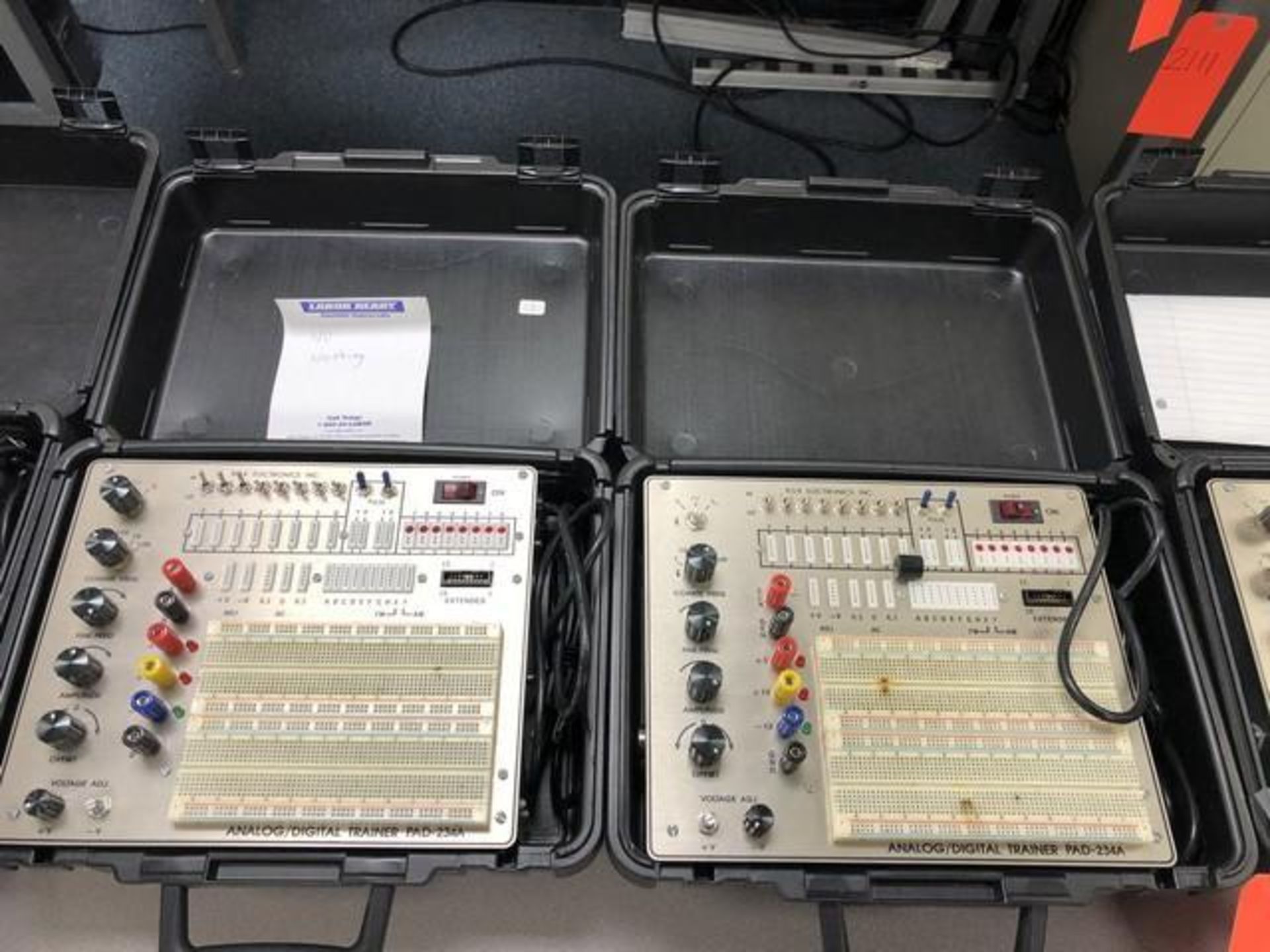 7ea Analogi/Digital Trainer PAD2 - Image 2 of 5