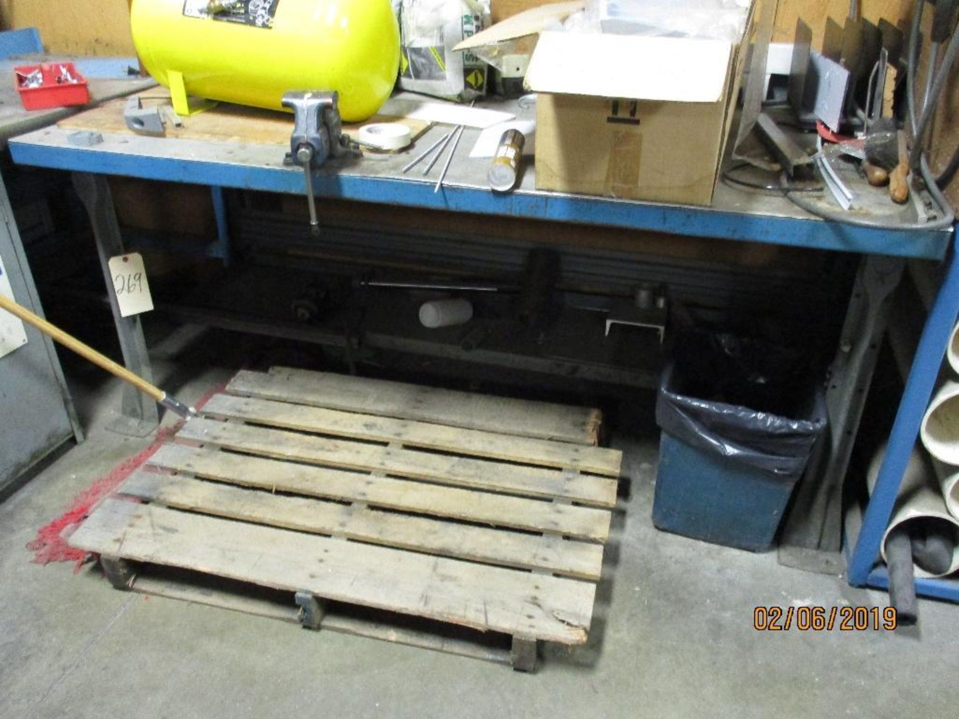 Two Metal Work Benches With Rack & Two Small Vises, No Contents - Image 2 of 6