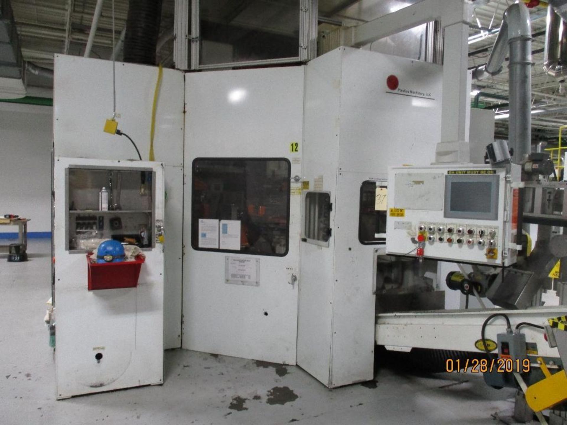 R & B Plastics Disc Mold Injection Machine, Being Sold As Scrape, Must Show Proof, Does Not Include