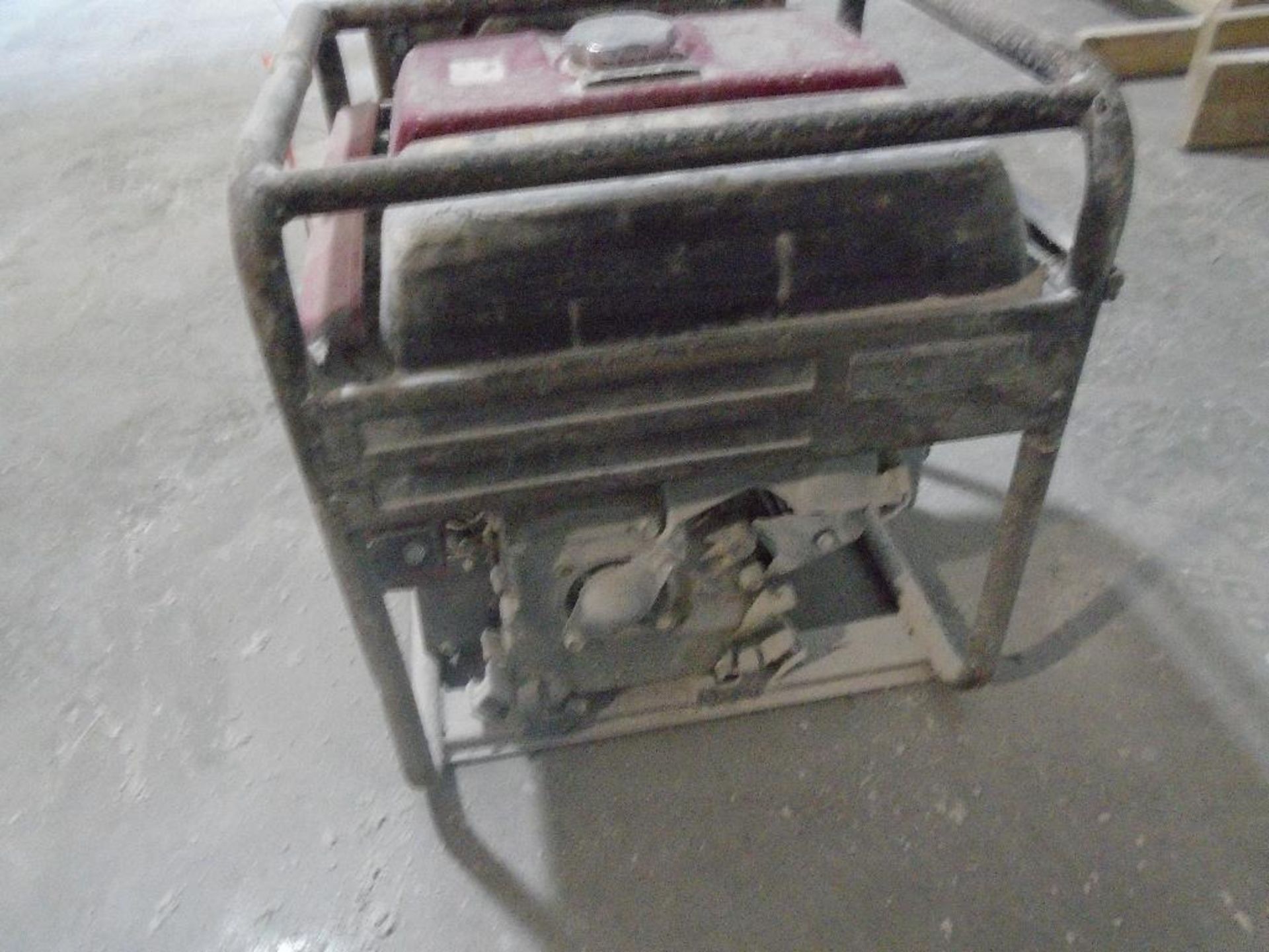 Honda model EB3000 generator - Image 4 of 5