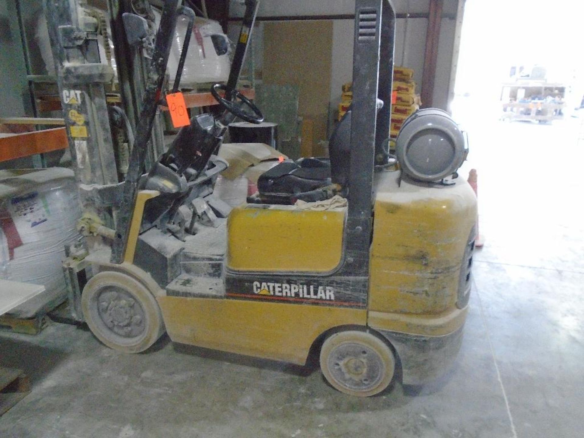 CAT double mast LP fork truck model GC25K serial #ATB2C-02976 2757 hrs no LP tank late delivery