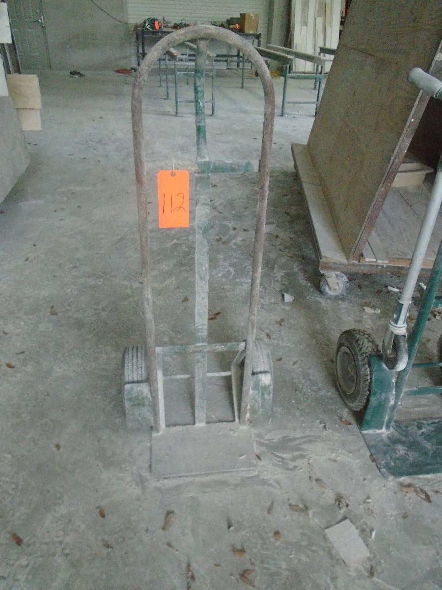 2 wheel hand truck