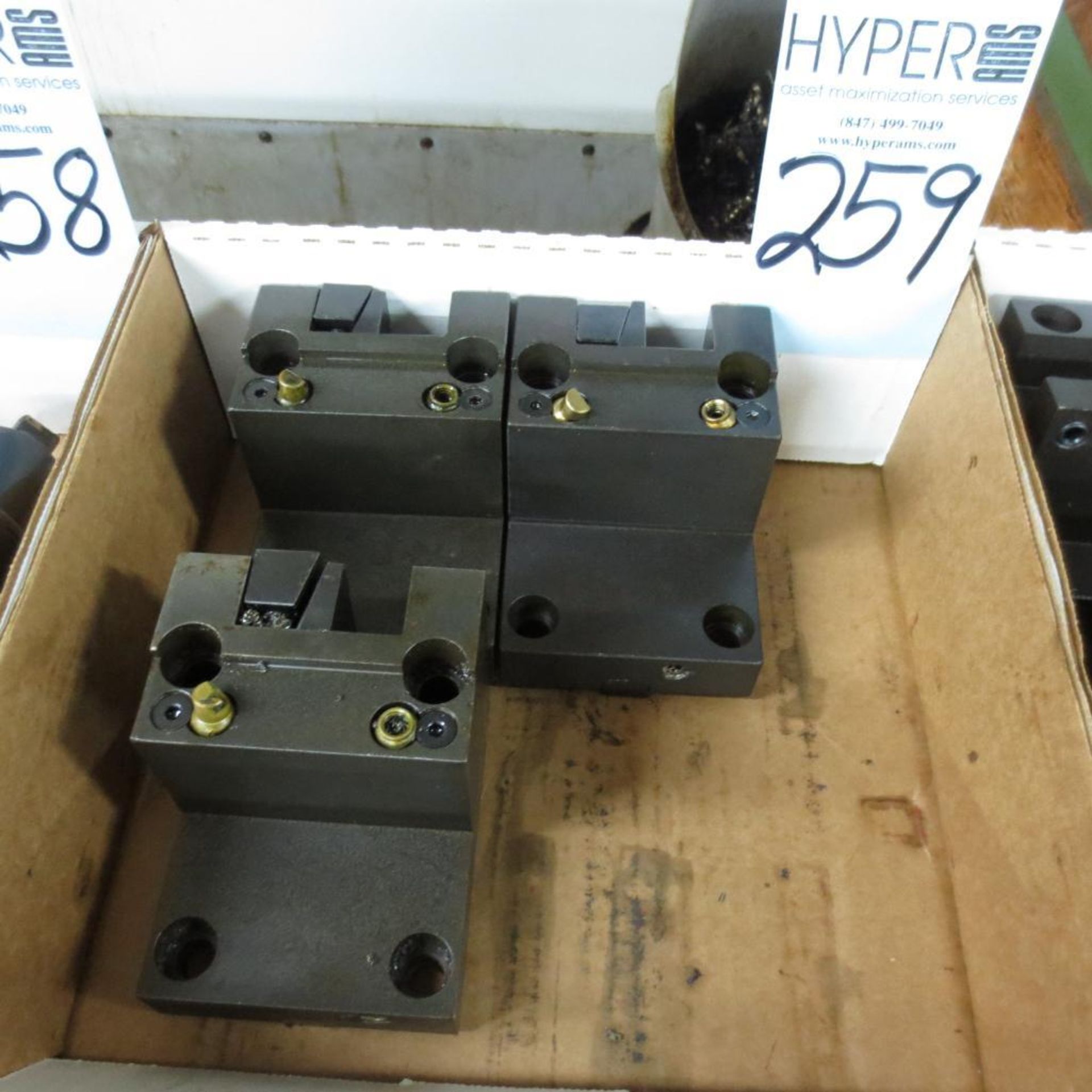 Daewoo Static Holder turning tool Blocks in One Box