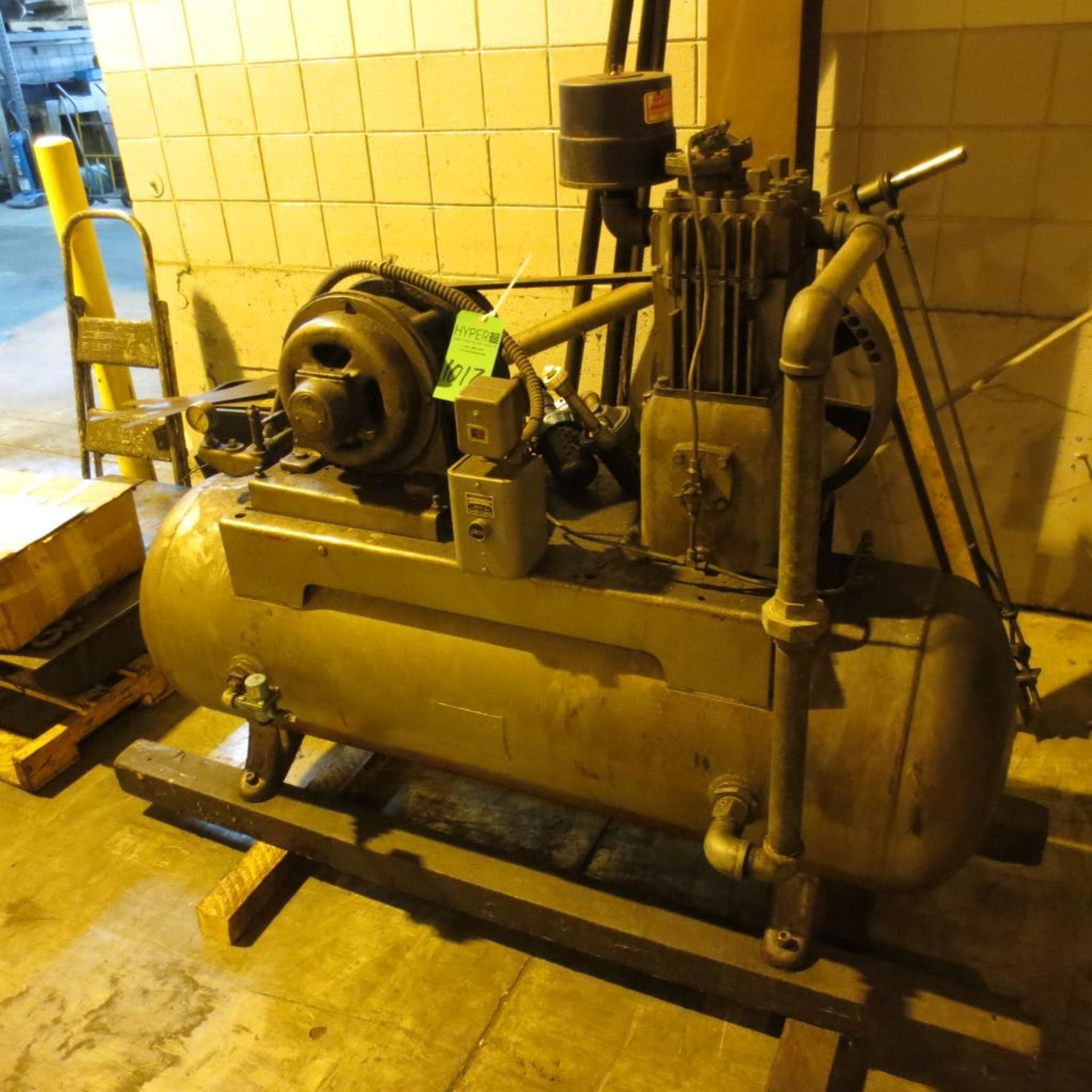 Air Compressor, 3 1/2 X 3 Compressor, 5 HP *RIGGING $65* - Image 2 of 3