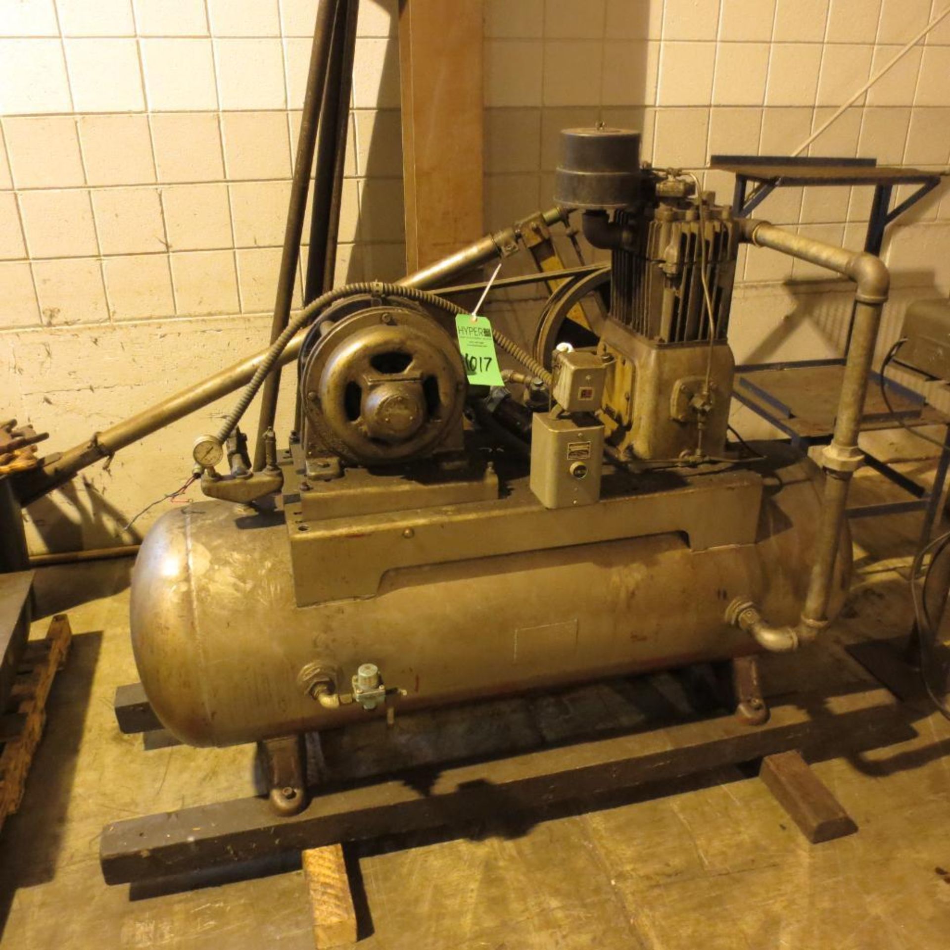 Air Compressor, 3 1/2 X 3 Compressor, 5 HP *RIGGING $65*