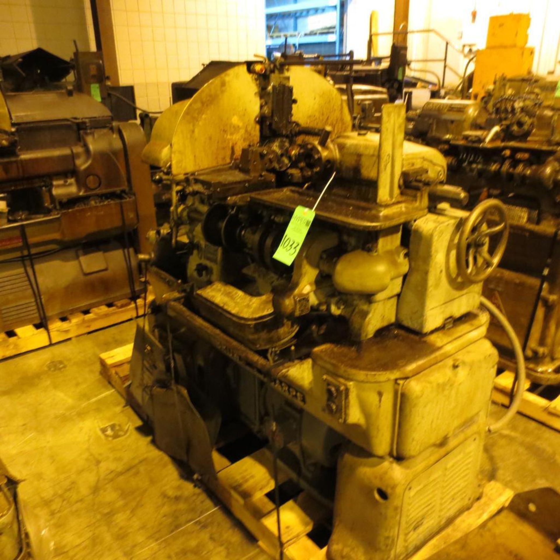 Brown & Sharpe 1-1/4" No. 2G Single Spindle Automatic Screw Machine S/N 542-2-1375 *RIGGING $100* - Image 2 of 6