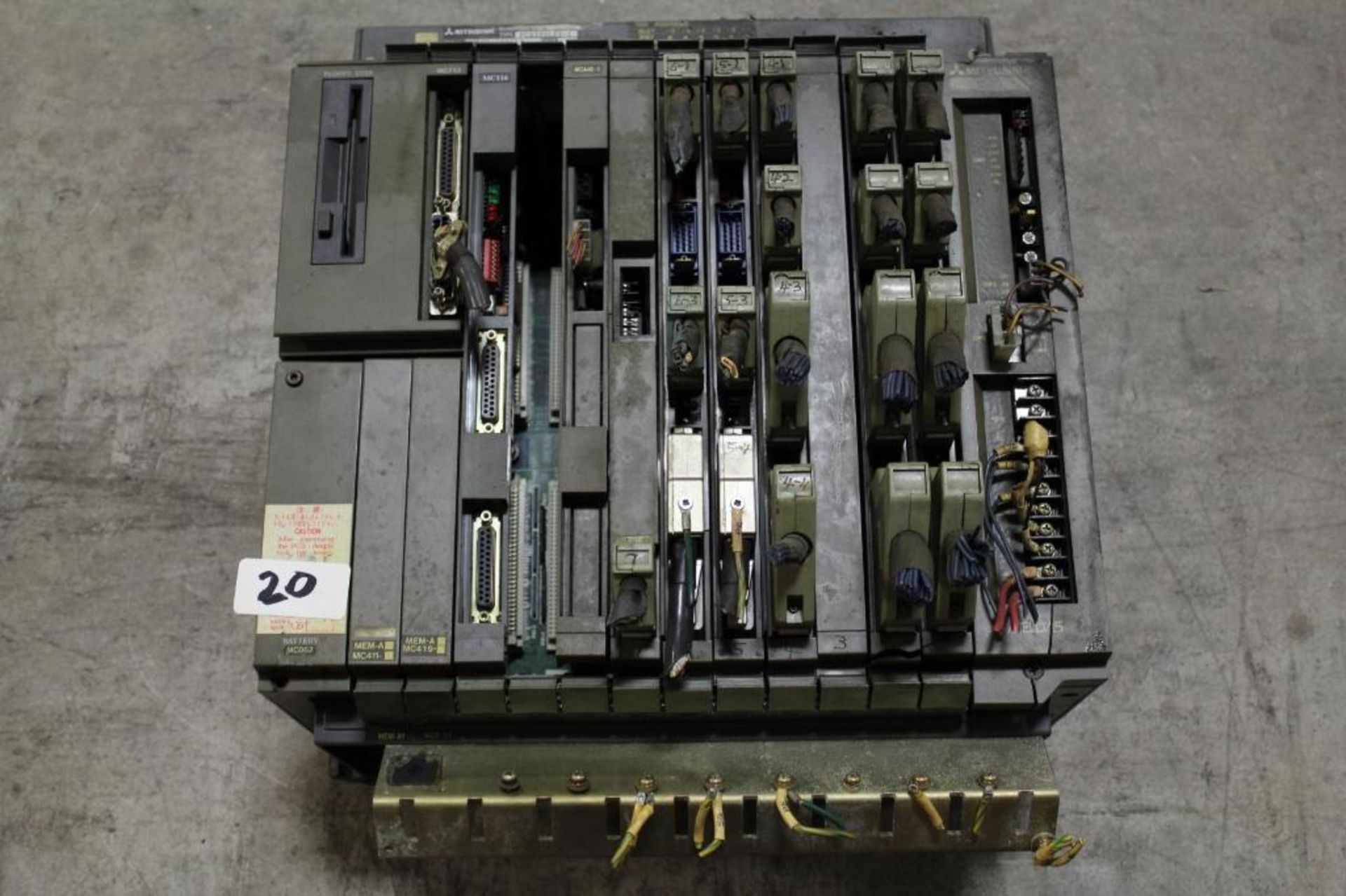 Mitsubishi FCA335L22-1 Rack w/ Cards